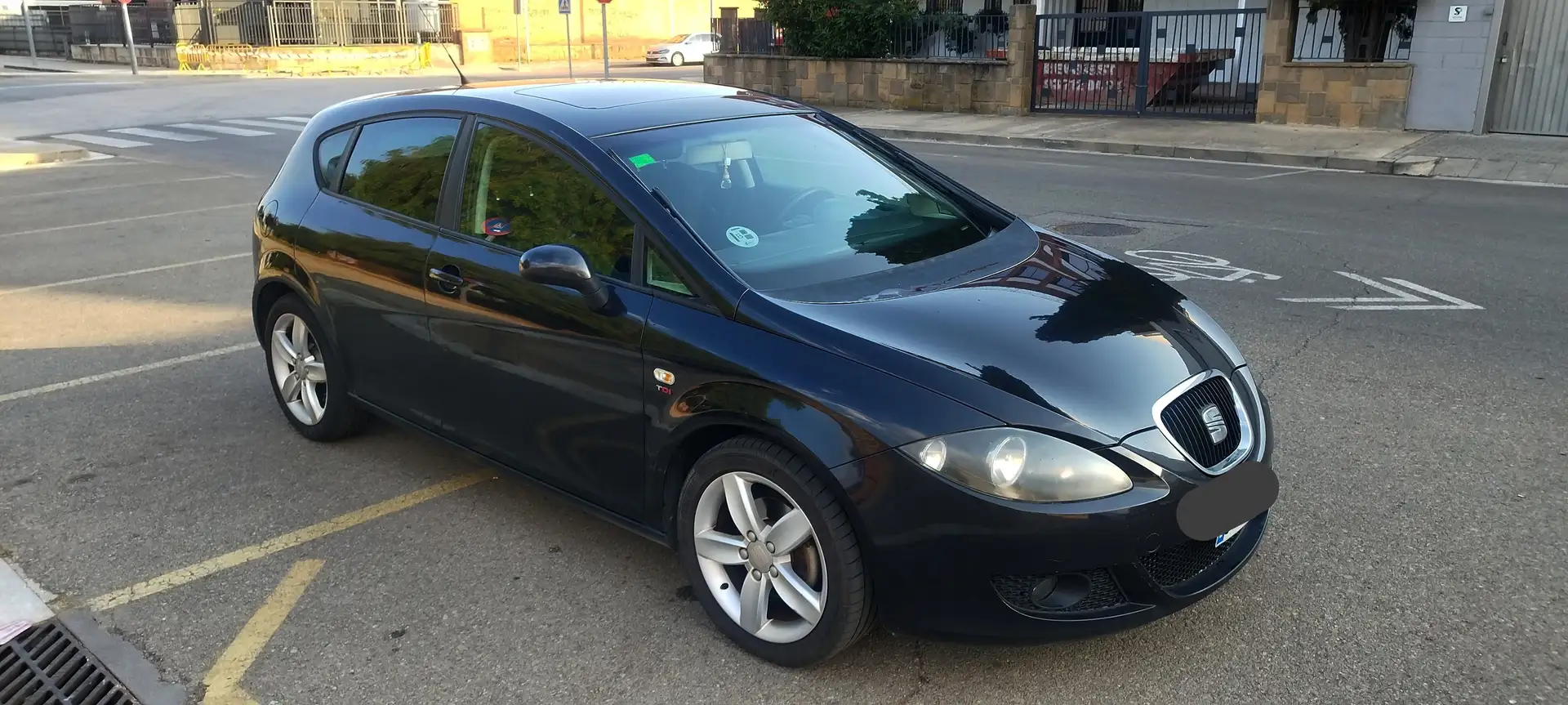 SEAT Leon León 2.0TDI Sport-up Sport-up Negru - 2