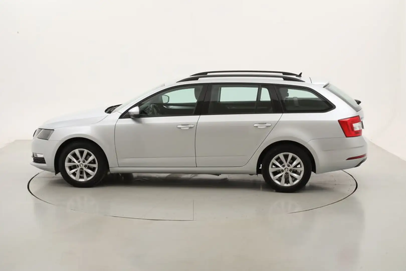 Skoda Octavia Wagon Executive G-Tec DSG 1.5 Metano 131CV Ezüst - 2