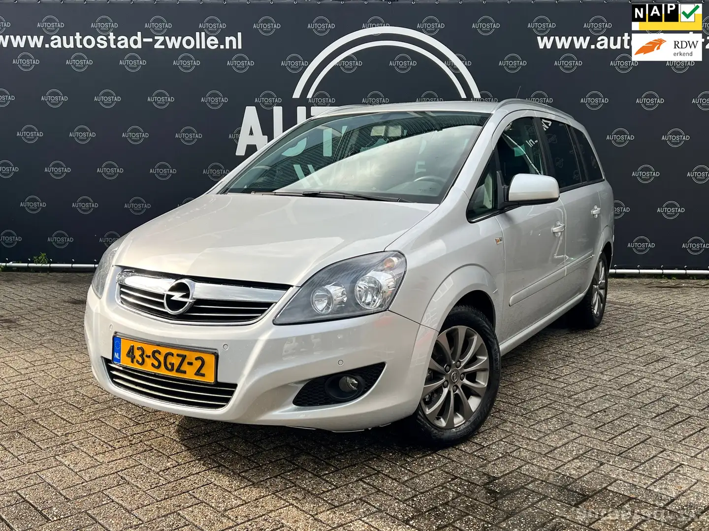 Opel Zafira 1.8 Edition 7-Zits Airco/Cruise/Apk/Nap/Trekhaak Grau - 1
