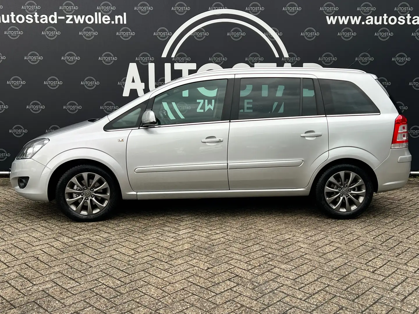 Opel Zafira 1.8 Edition 7-Zits Airco/Cruise/Apk/Nap/Trekhaak Grau - 2