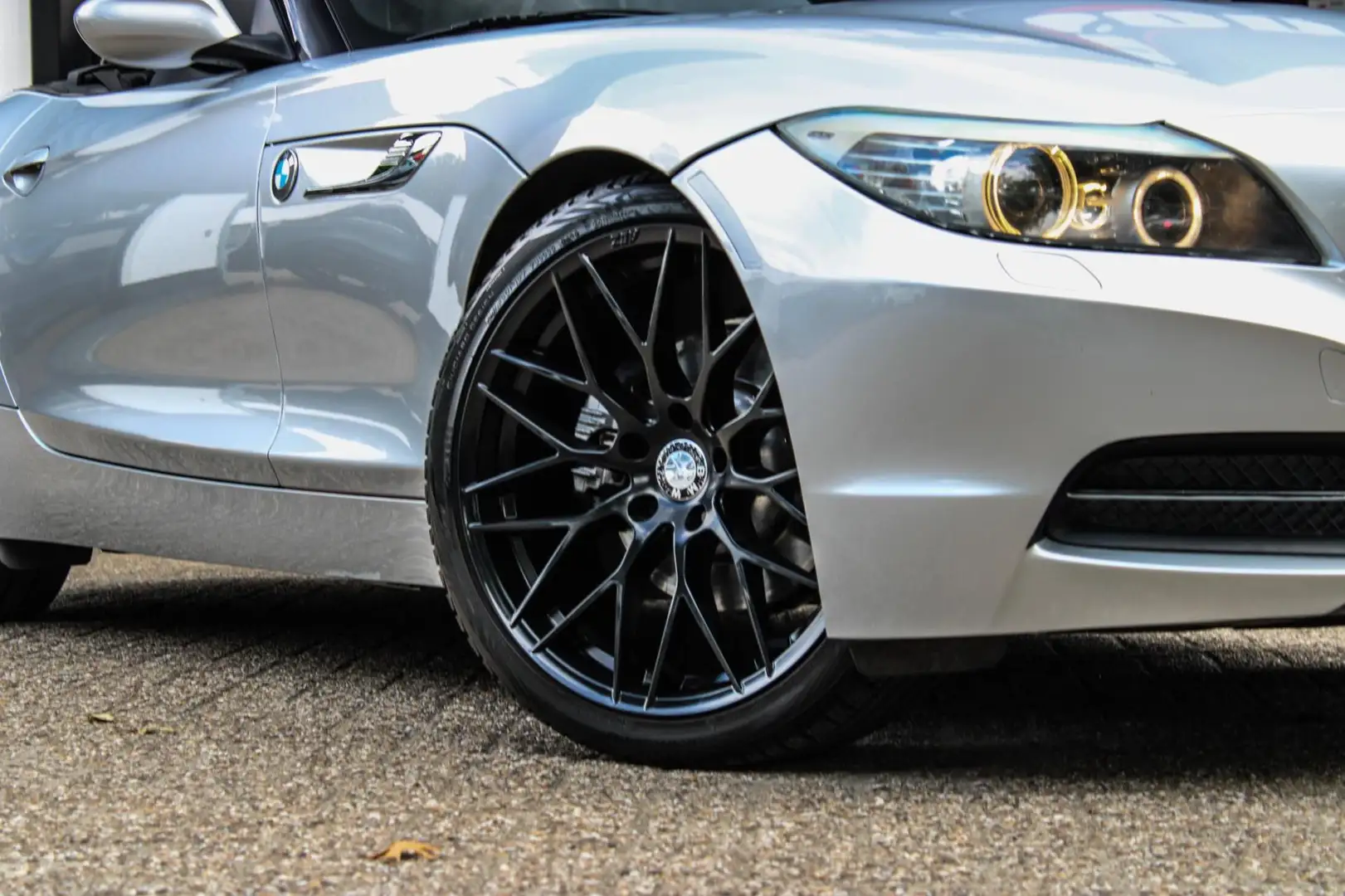 BMW Z4 Roadster 3.0i S-DRIVE YOUNGTIMER LEDER STOELVER. Zilver - 2
