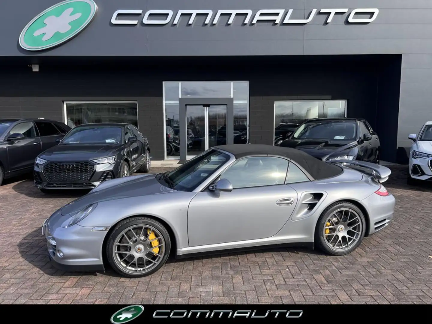 Porsche 911 Turbo S Cabriolet Grigio - 1