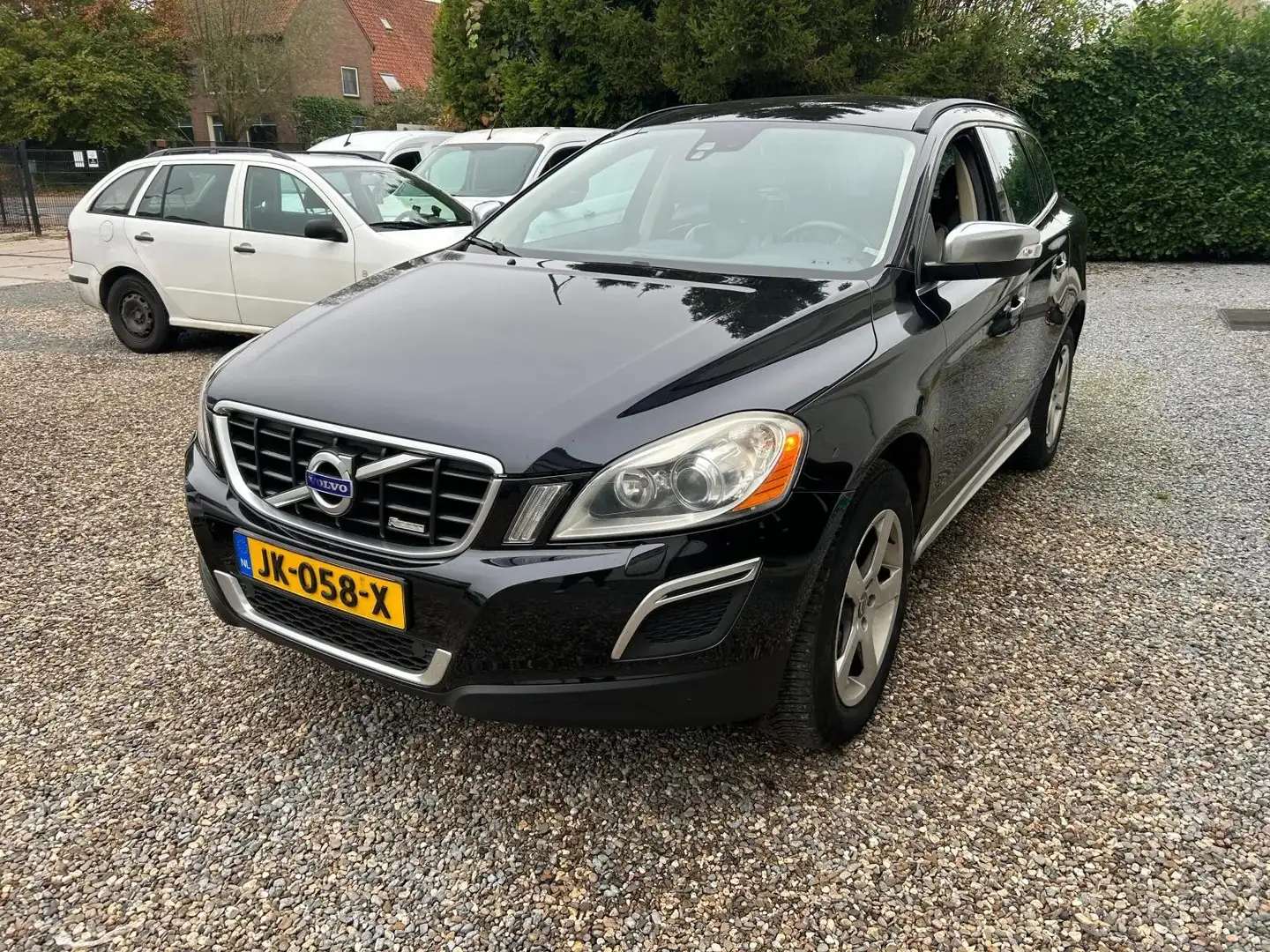 Volvo XC60 2.4D R-Design Negro - 2