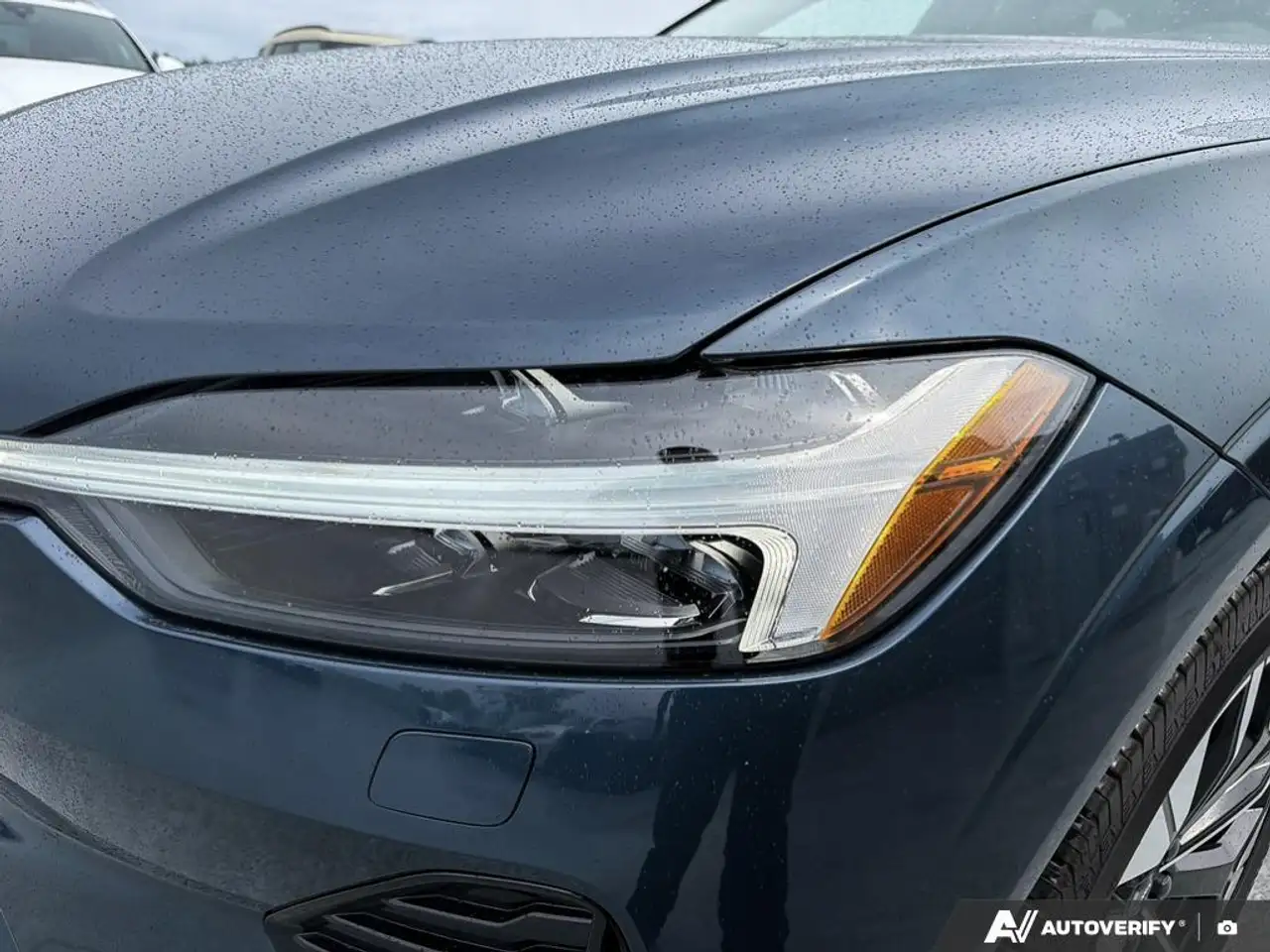 Volvo XC60 снимка Volvo XC60