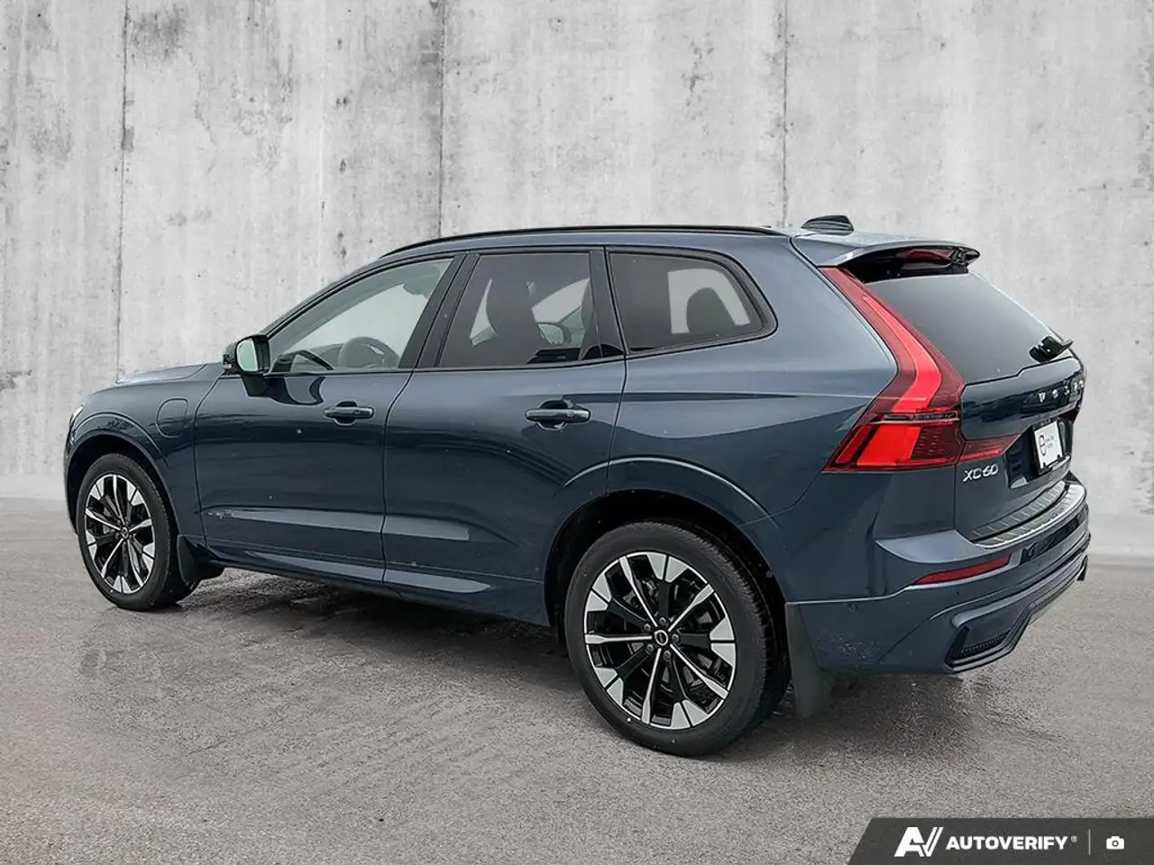 Volvo XC60 снимка Volvo XC60
