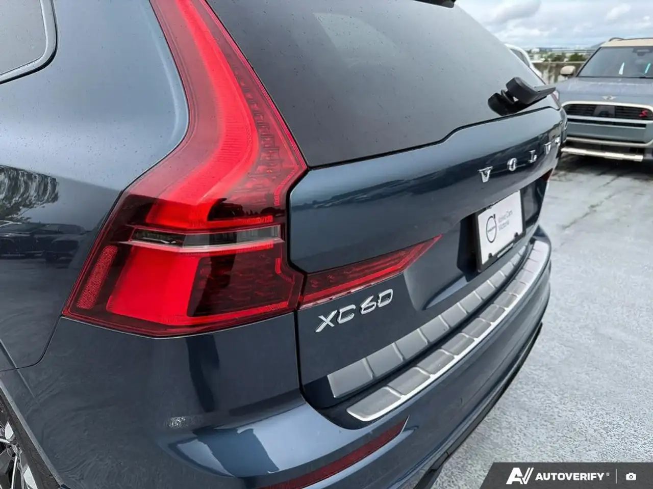Volvo XC60 снимка Volvo XC60