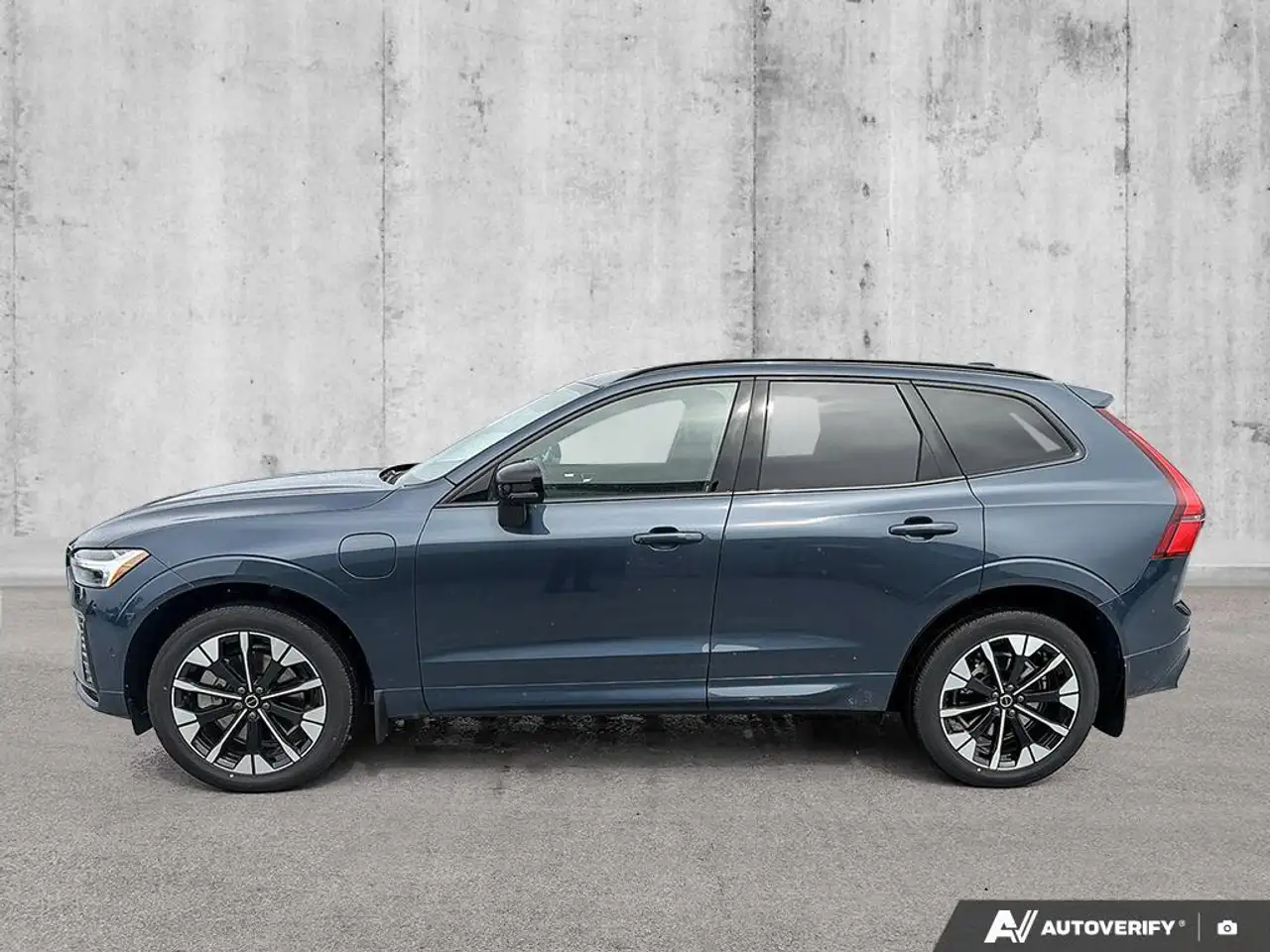 Volvo XC60 снимка Volvo XC60