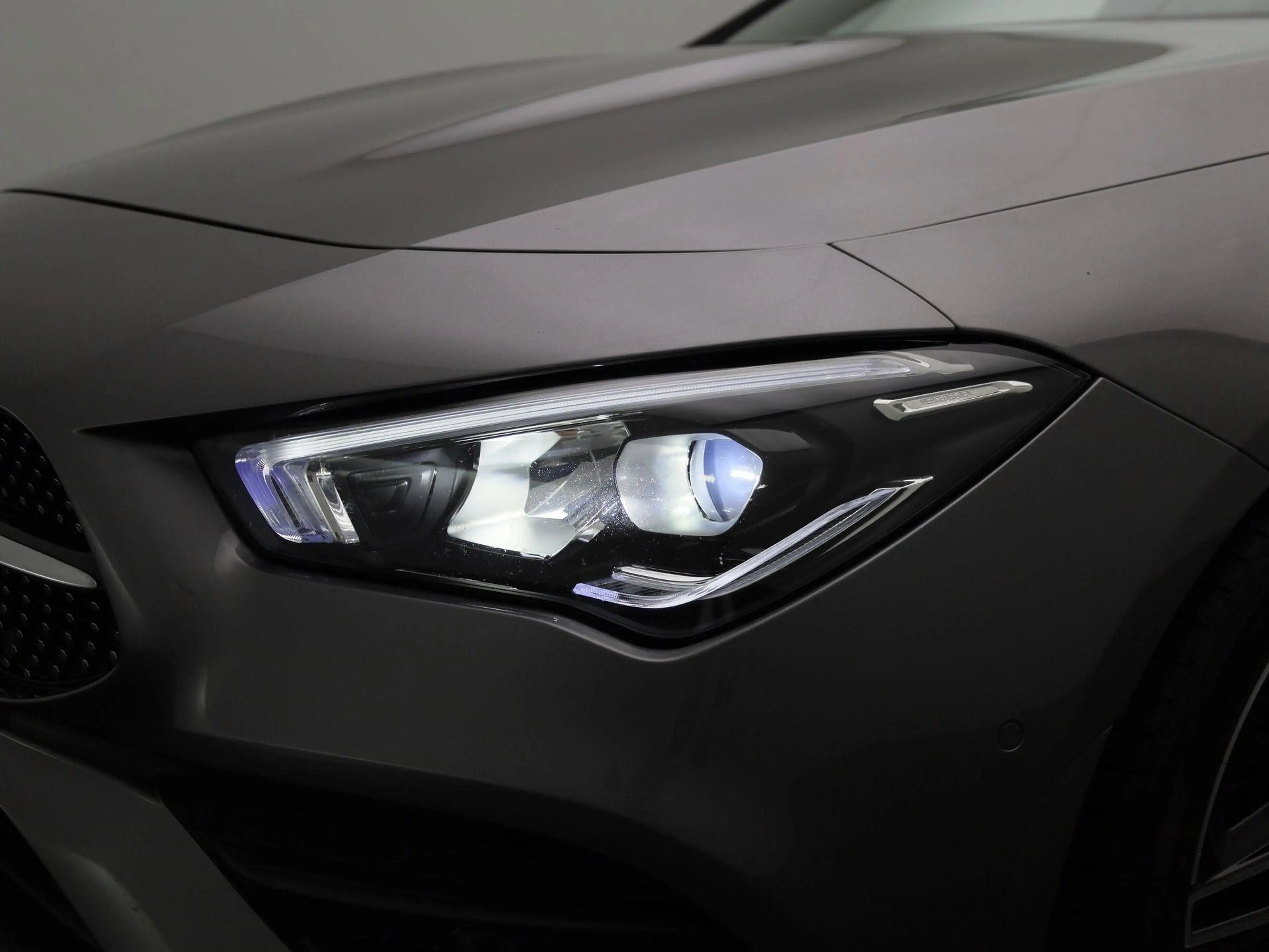 Mercedes-Benz CLA 180 AMG Line | ACHTERUITRIJCAMERA | TREKHAAK | SFEERVE — photo 15