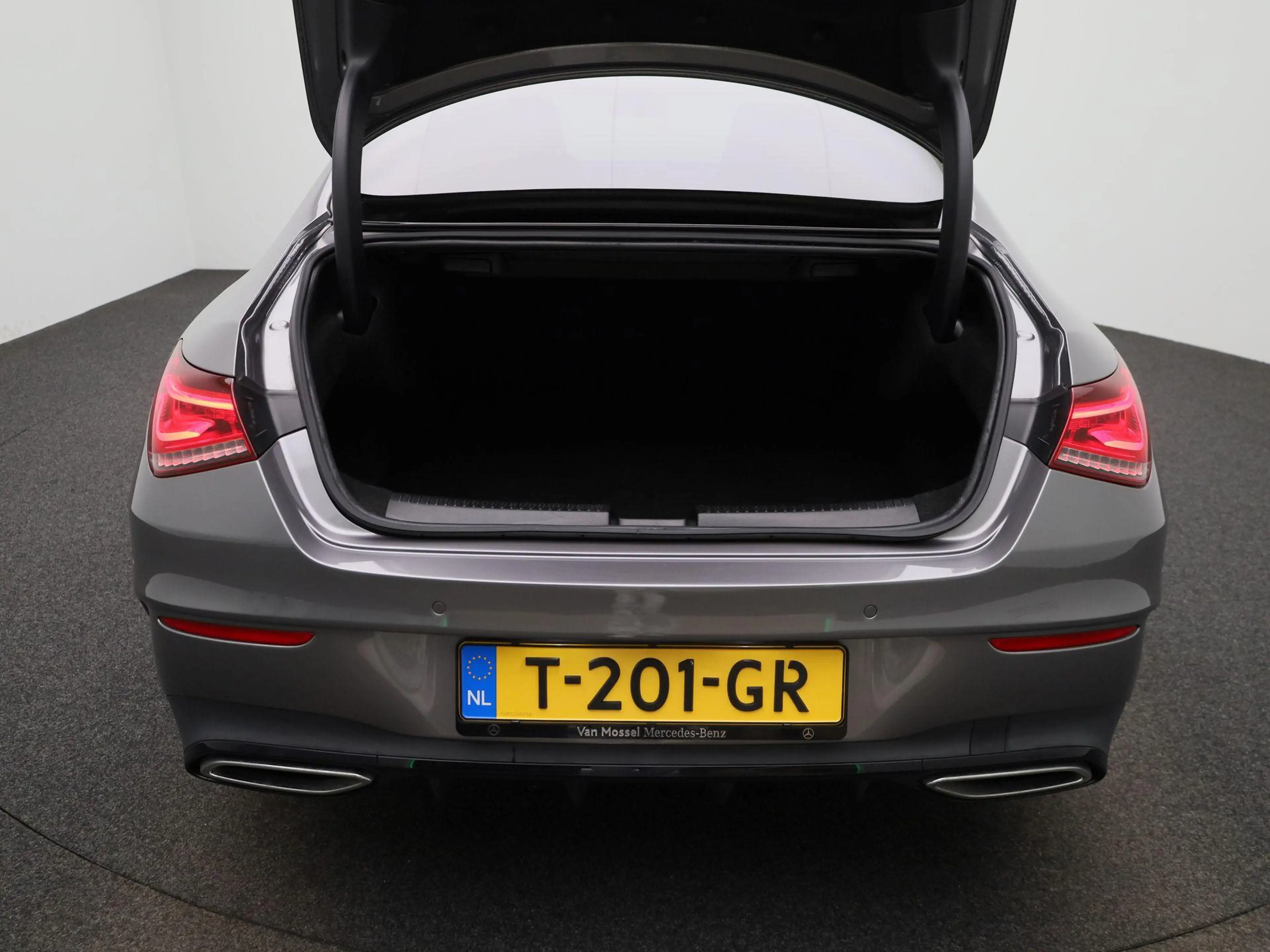 Mercedes-Benz CLA 180 AMG Line | ACHTERUITRIJCAMERA | TREKHAAK | SFEERVE — photo 12