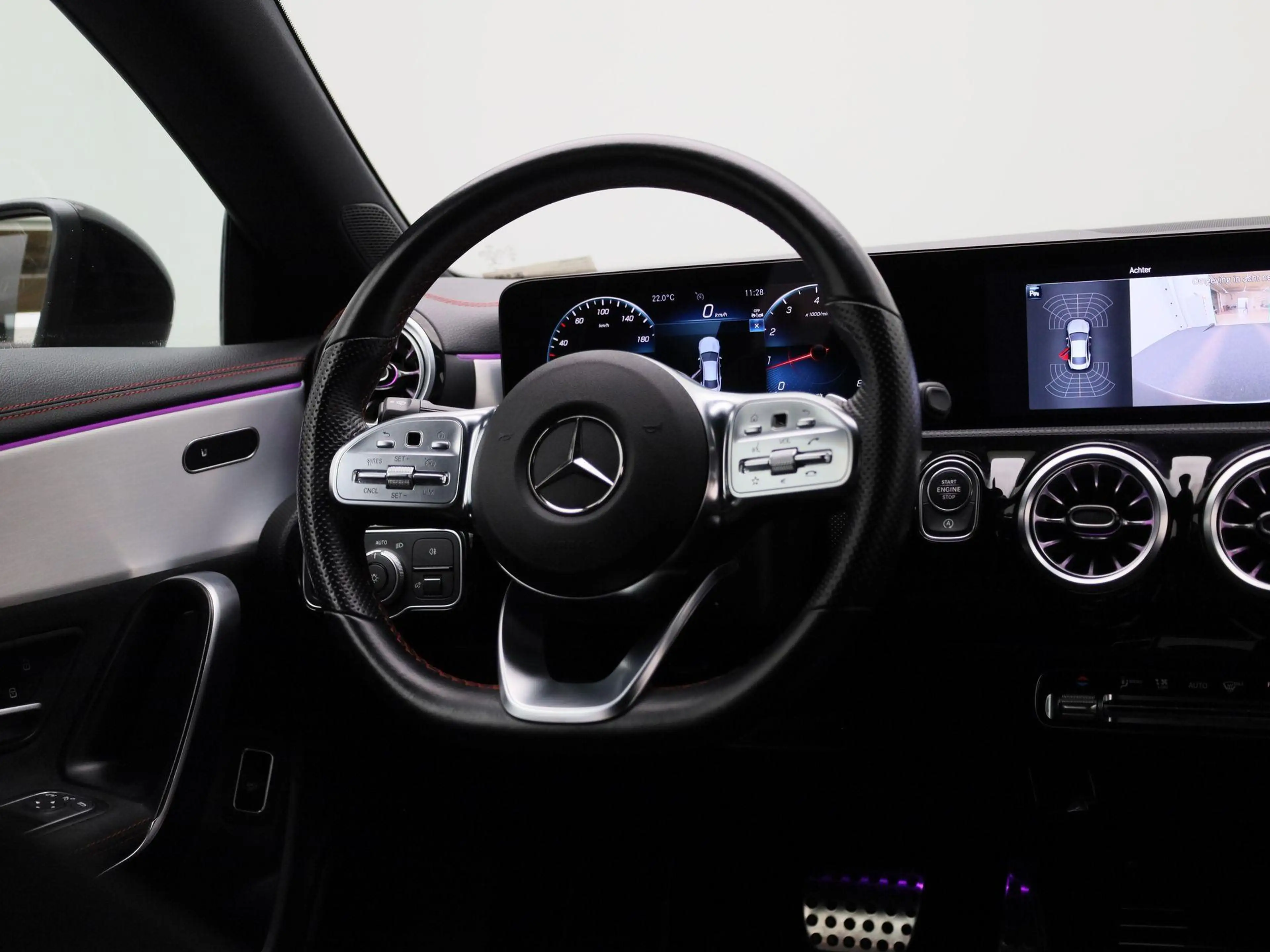 Mercedes-Benz CLA 180 AMG Line | ACHTERUITRIJCAMERA | TREKHAAK | SFEERVE — photo 9