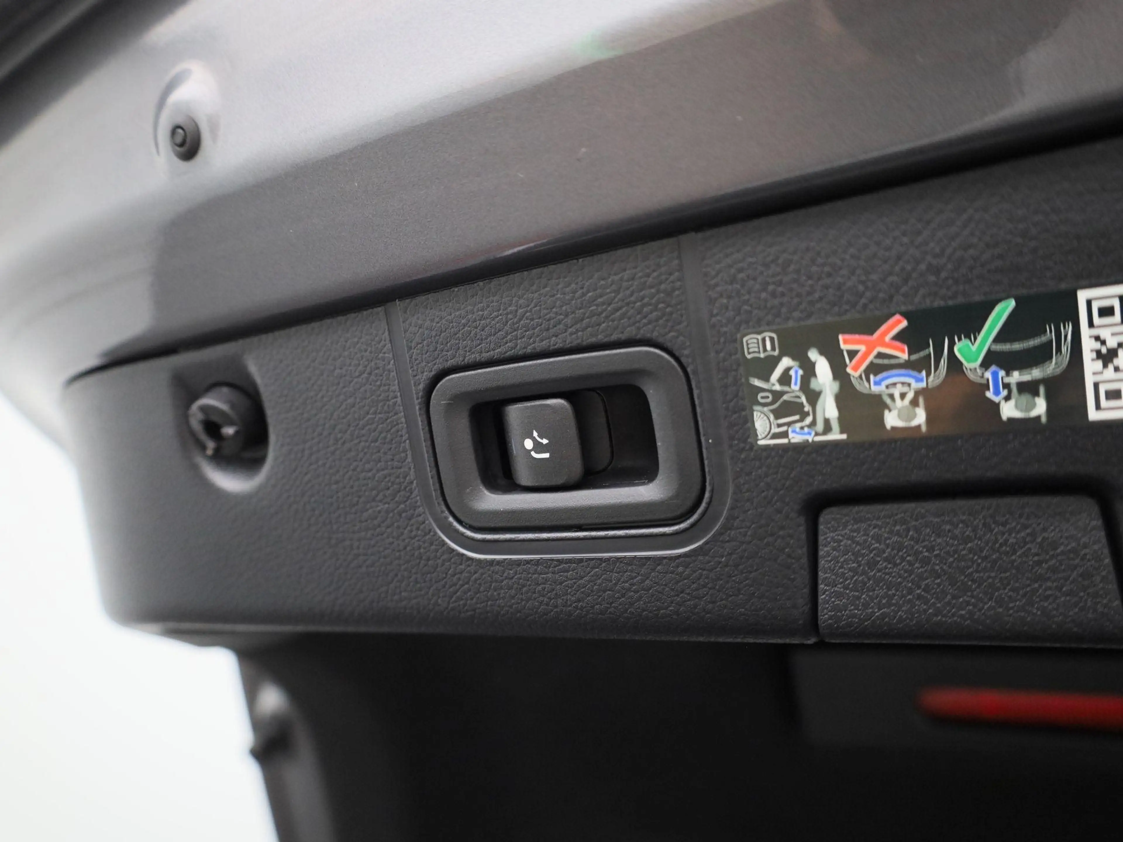 Mercedes-Benz CLA 180 AMG Line | ACHTERUITRIJCAMERA | TREKHAAK | SFEERVE — photo 13