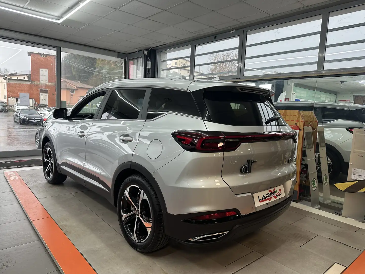 DR Automobiles DR6.0 DR 6.0 6.0 1.5 turbo Gpl 149cv Silber - 2