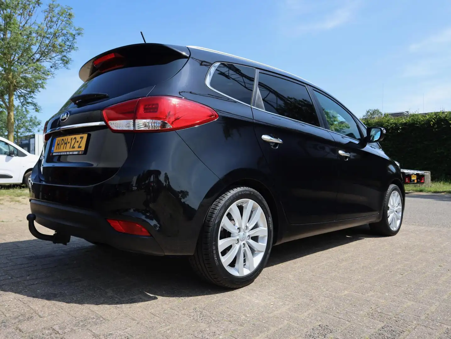 Kia Carens 1.6 GDi ComfortLine (Vol-Opties!) 1e eigenaar Zwart - 2