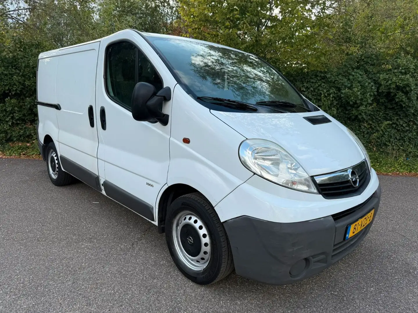 Opel Vivaro 2.0 CDTI L1H1 BUS KASTEN KLIMA - 2