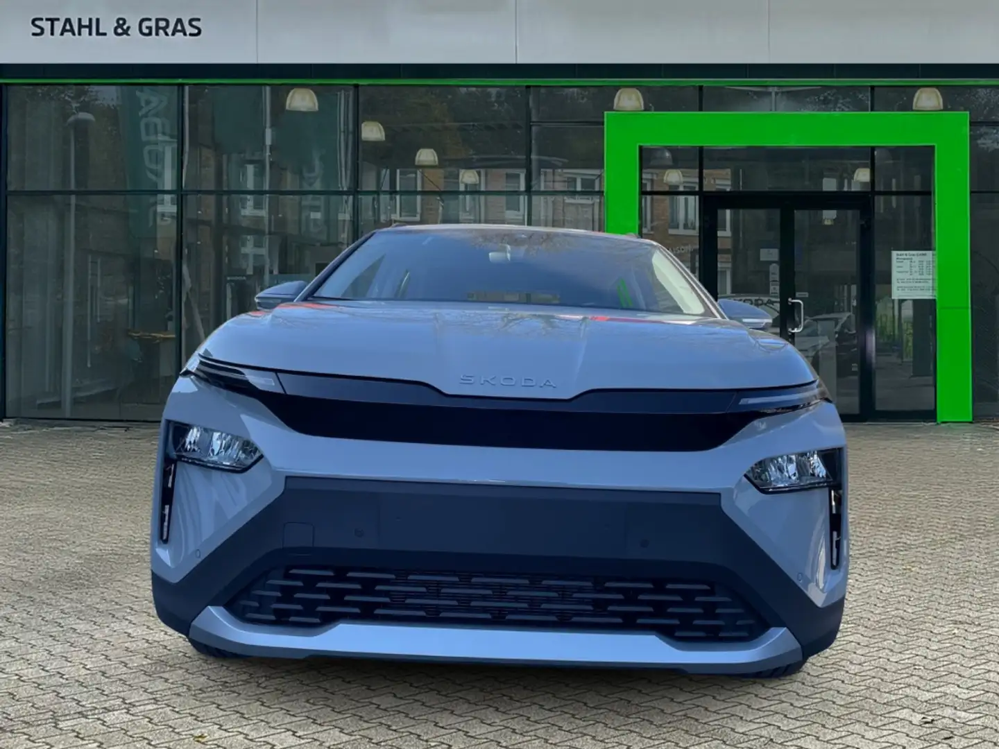 Skoda Elroq Studio 50 Tour 55 kWh Batterie Elektromotor 125 k Gris - 2