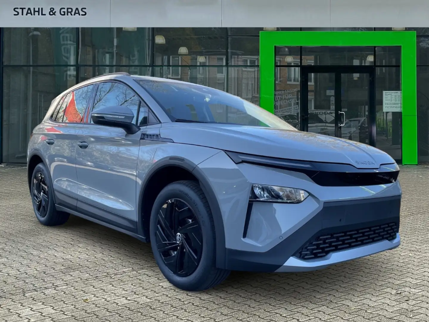 Skoda Elroq Studio 50 Tour 55 kWh Batterie Elektromotor 125 k Gris - 1
