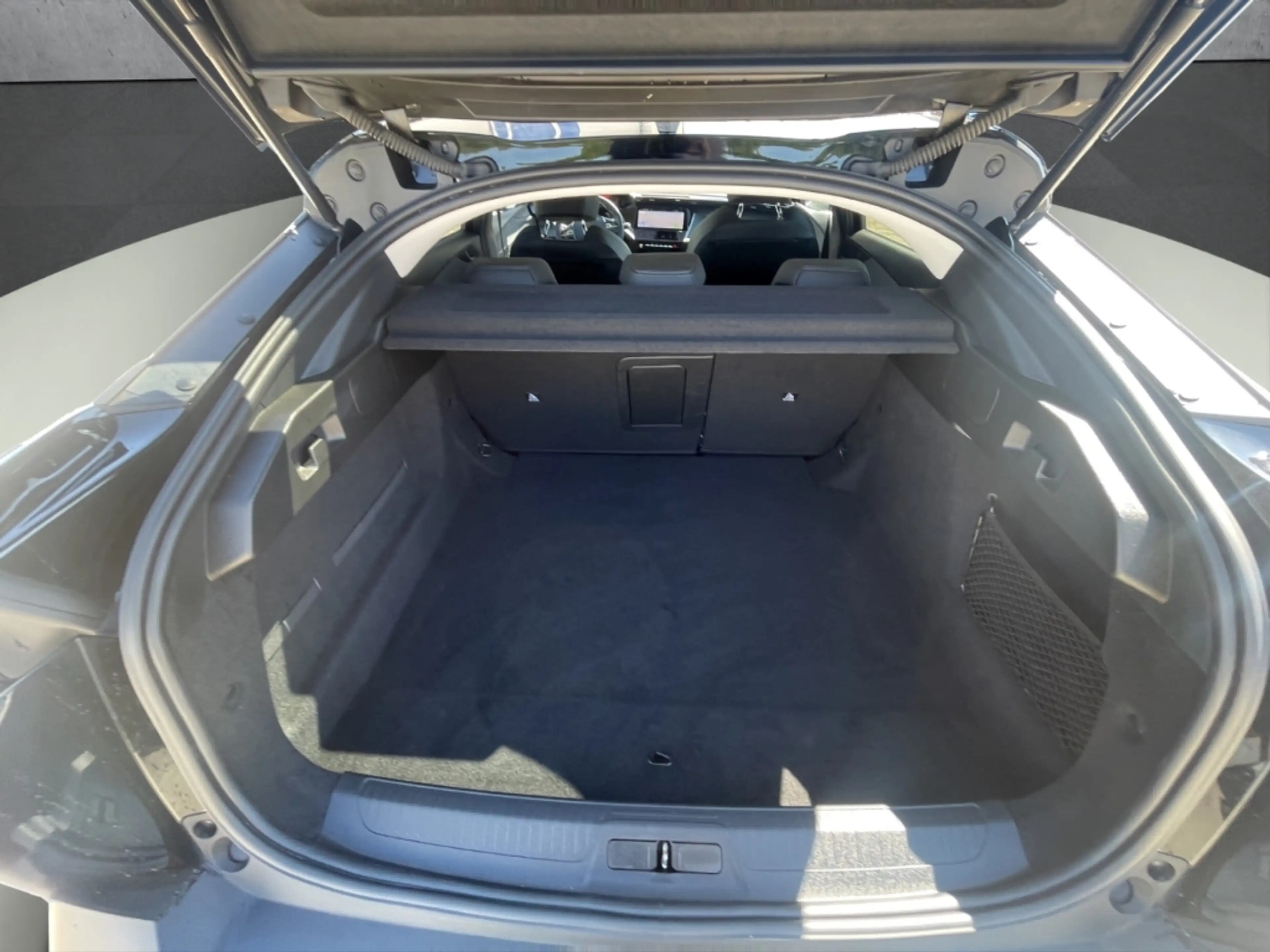 Peugeot 408 Allure PureTech 130 EAT8 AHK-abnehmbar Navi Memory — photo 7