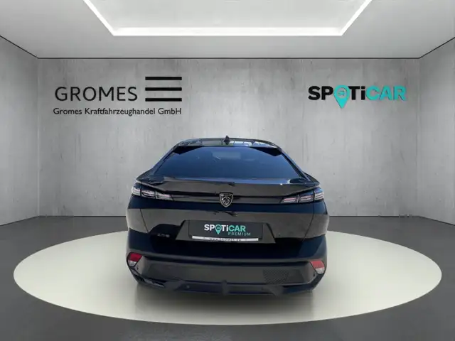 Peugeot 408 view 4