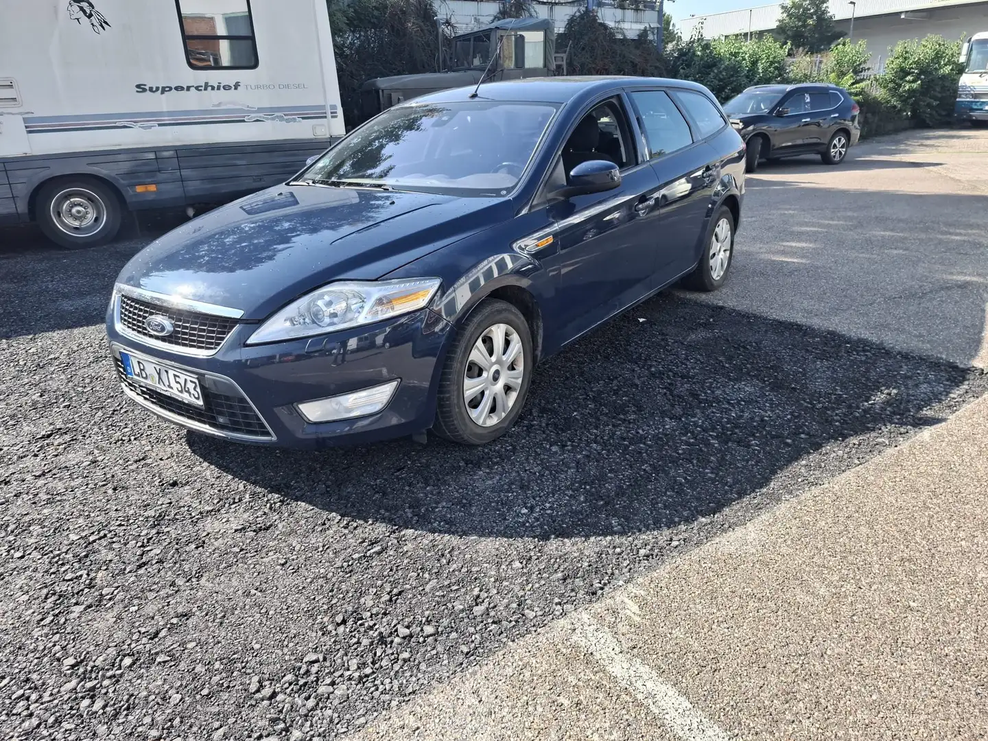 Ford Mondeo Trend Blau - 2