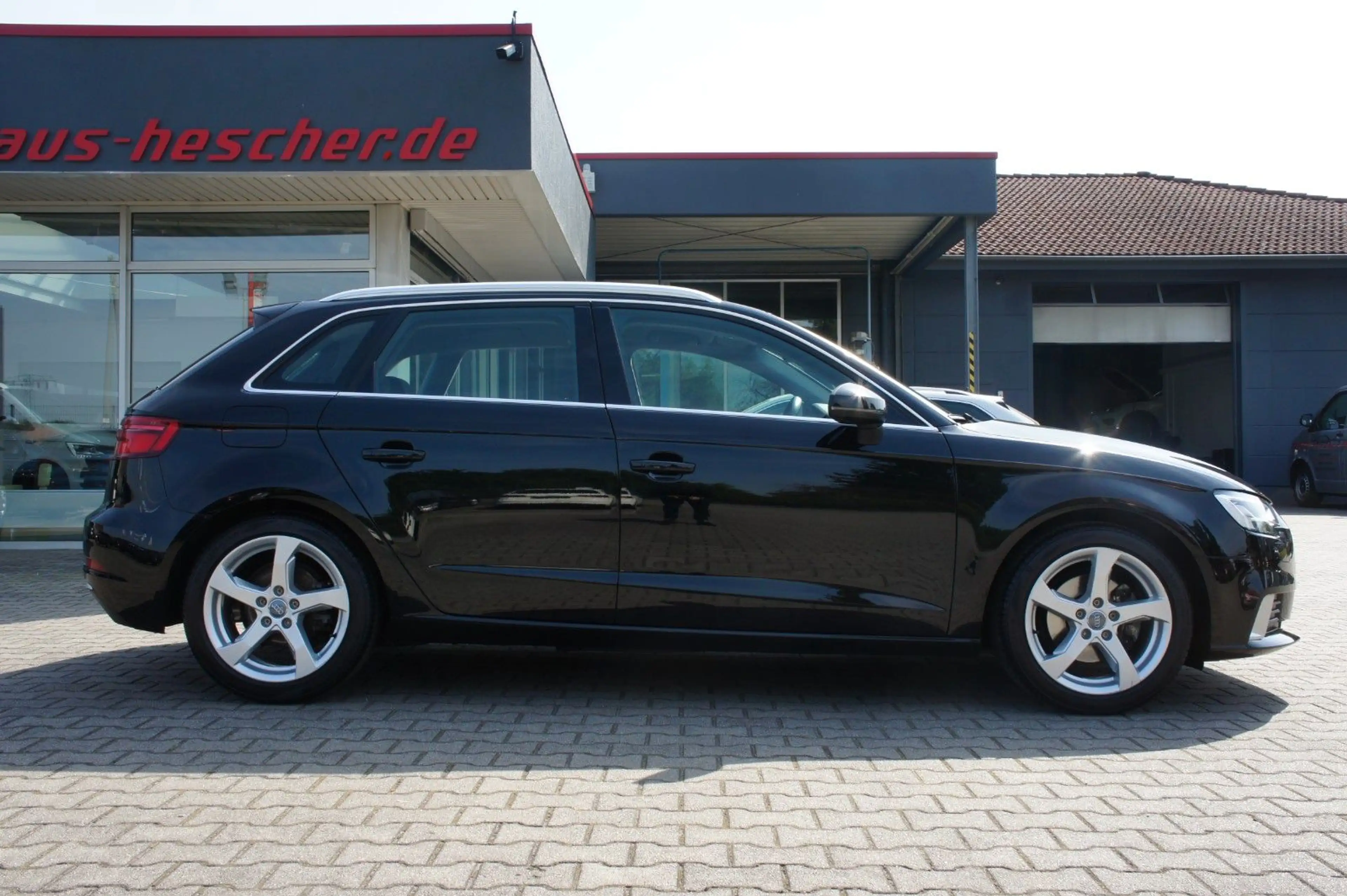 Audi A3 Sportback 1.4 TFSI sport *LED*NAVI*CARPLAY* — photo 9