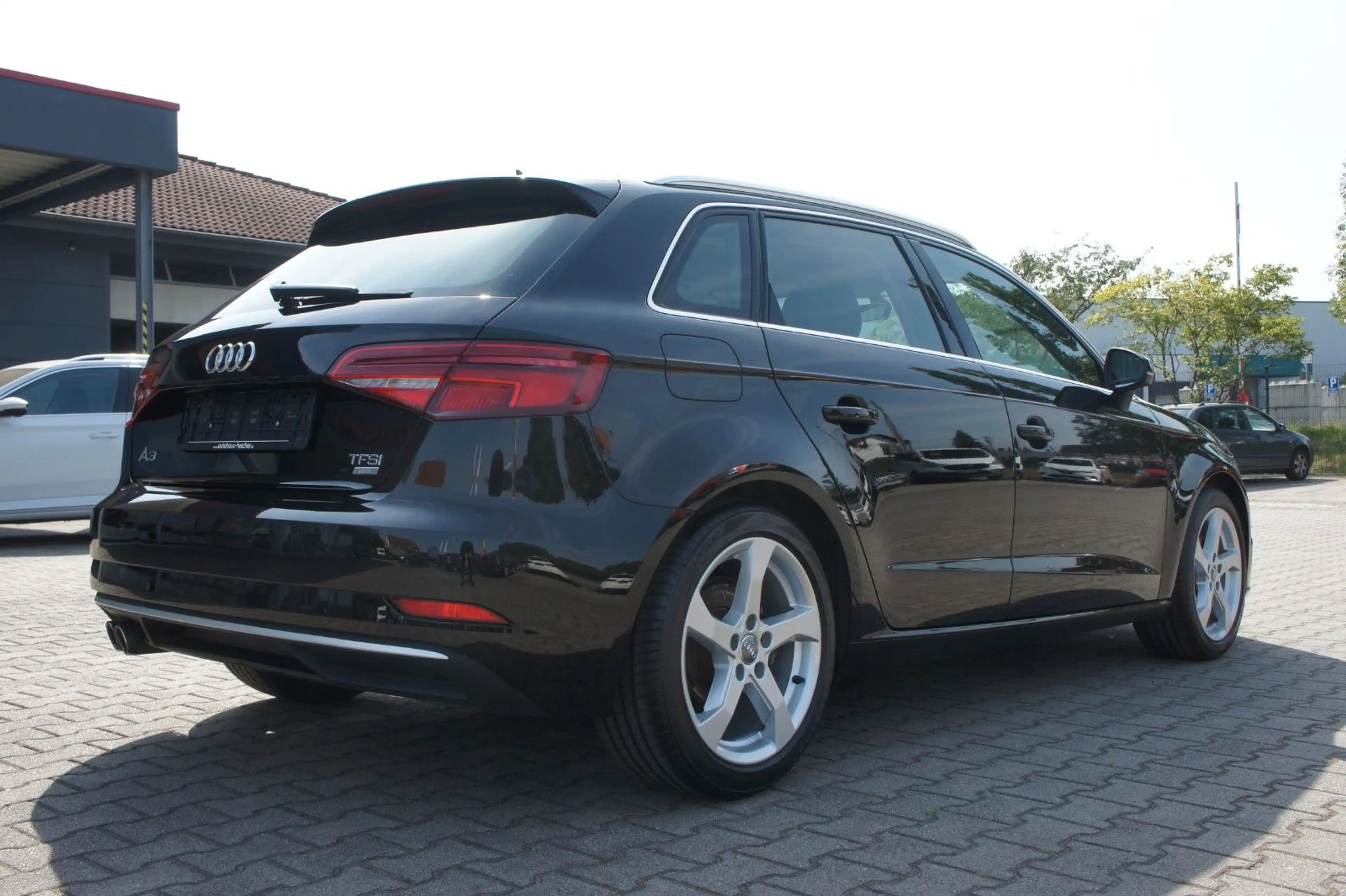 Audi A3 Sportback 1.4 TFSI sport *LED*NAVI*CARPLAY* — photo 8