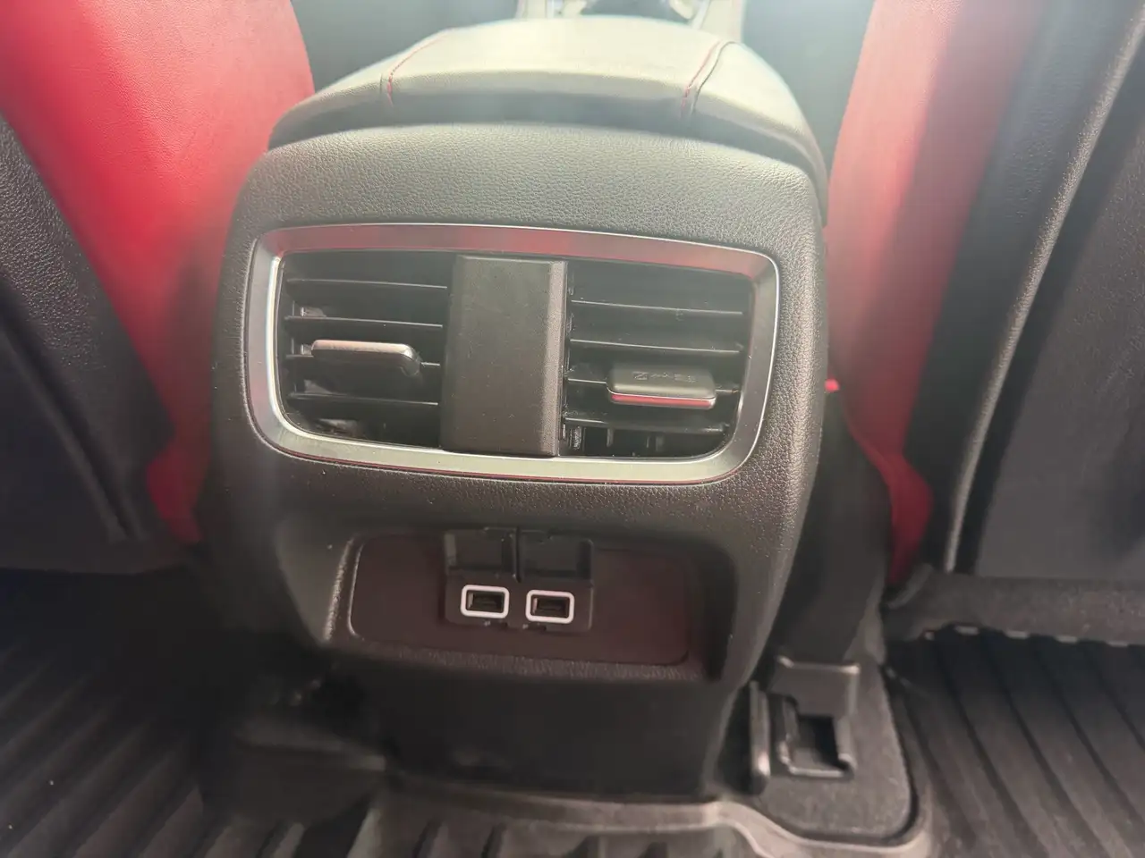 Acura RDX снимка Acura RDX