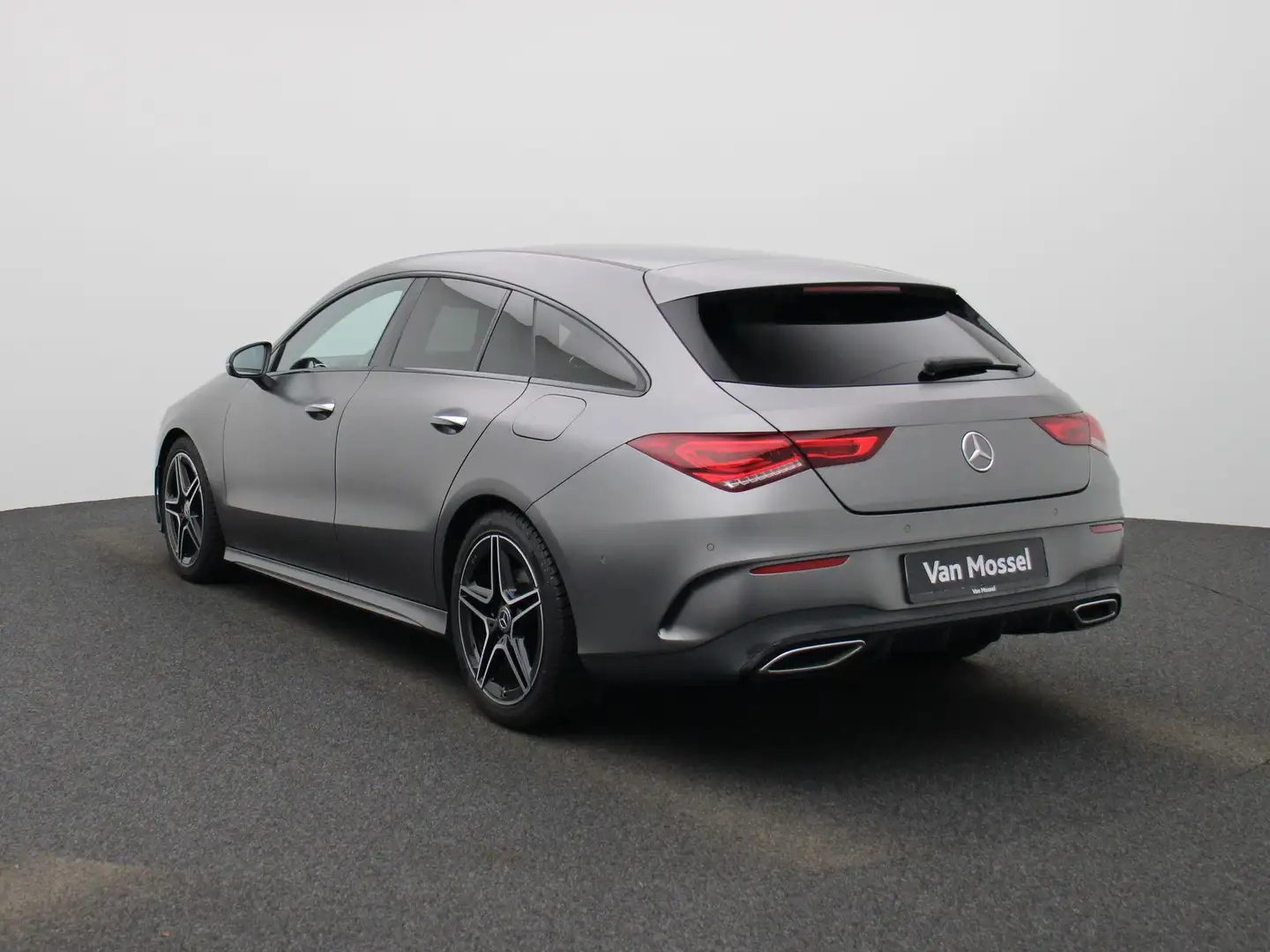 Mercedes-Benz CLA 200 Shooting Brake d Business Solution AMG Grigio - 2