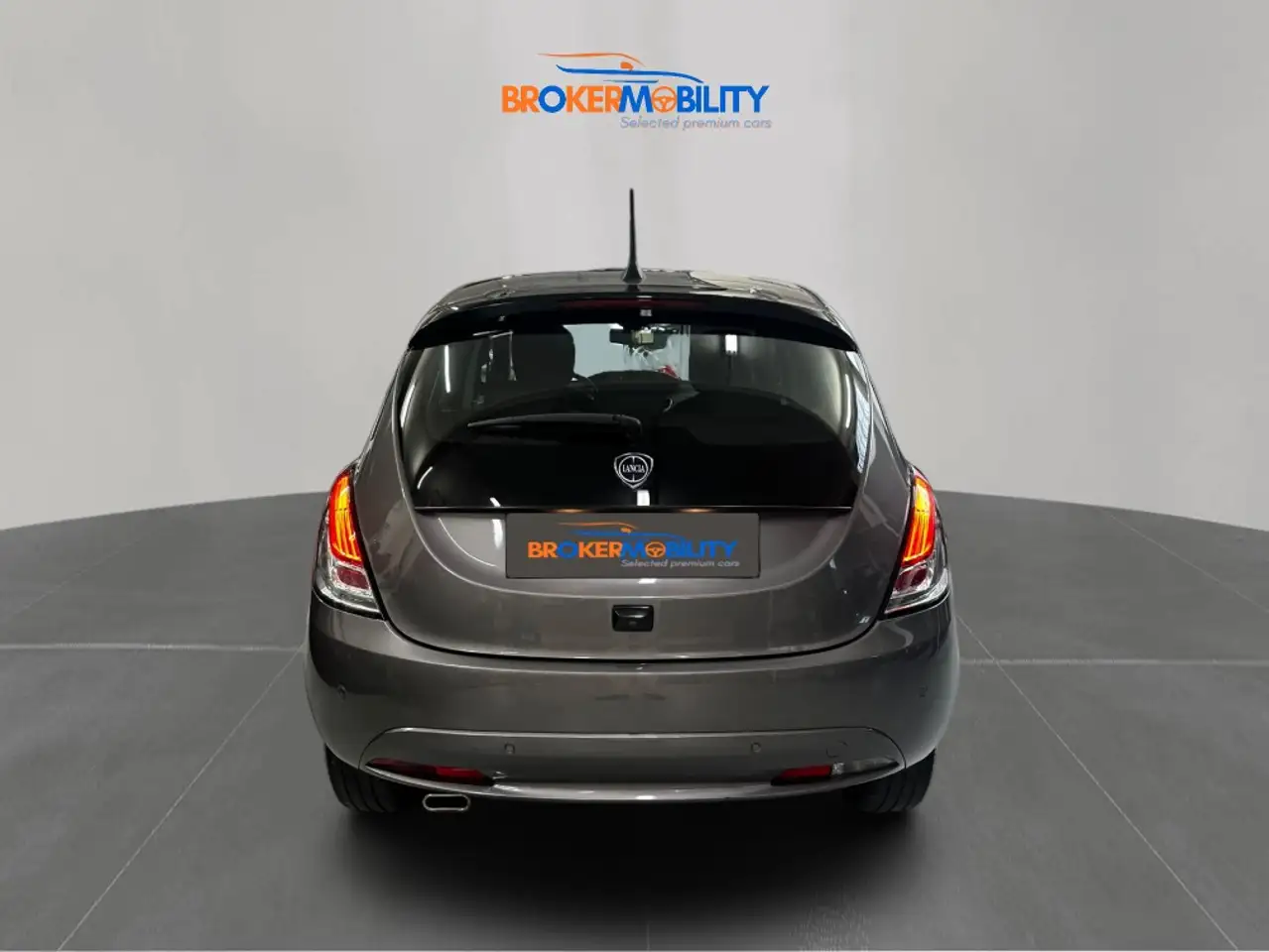 Lancia Ypsilon 2024