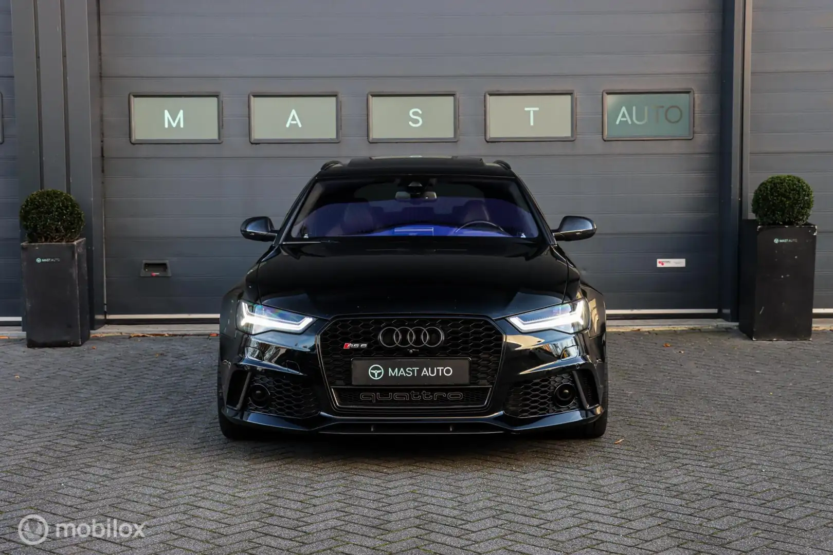 Audi RS6 Avant 4.0 TFSI quattro performance Zwart - 2