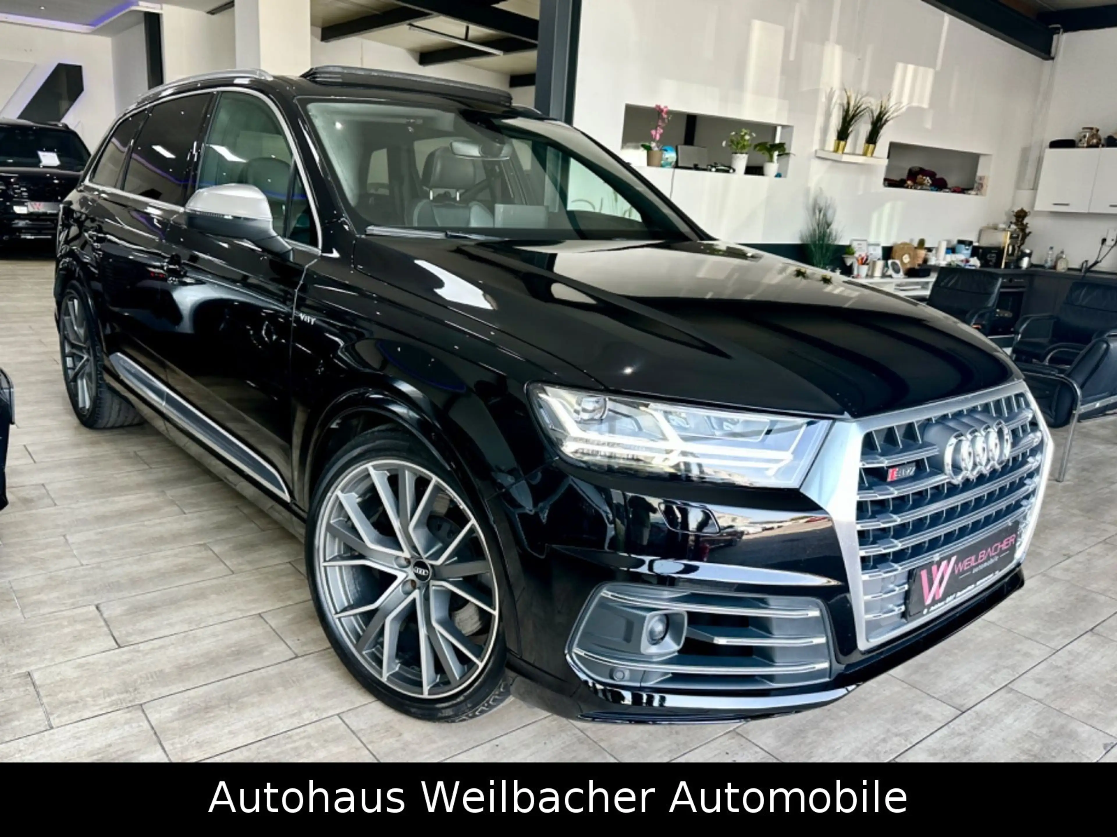 Audi SQ7 4.0 TDI quattro *7-Sitzer*Nachtsicht*Pano* — photo 3