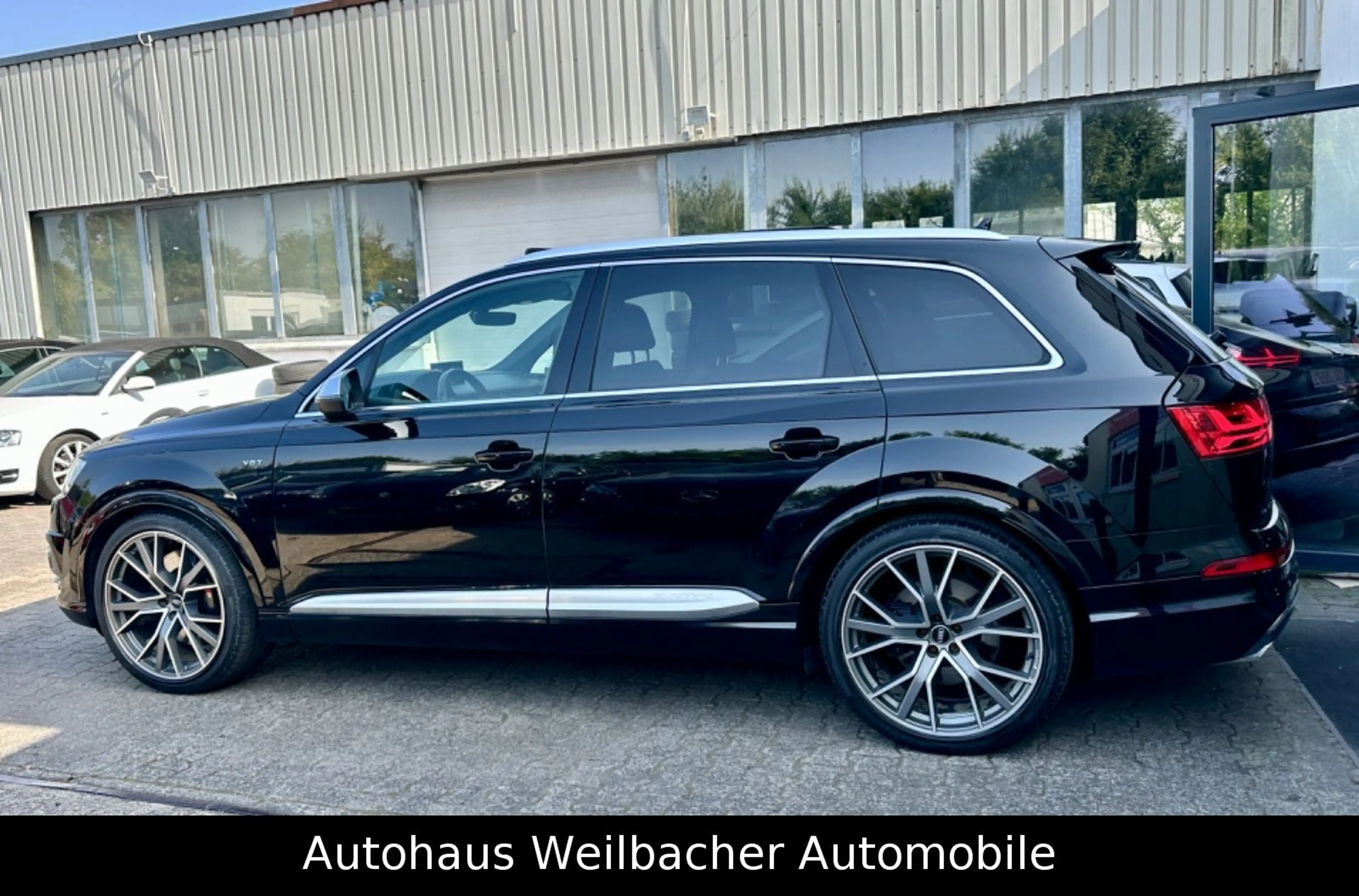 Audi SQ7 4.0 TDI quattro *7-Sitzer*Nachtsicht*Pano* — photo 7