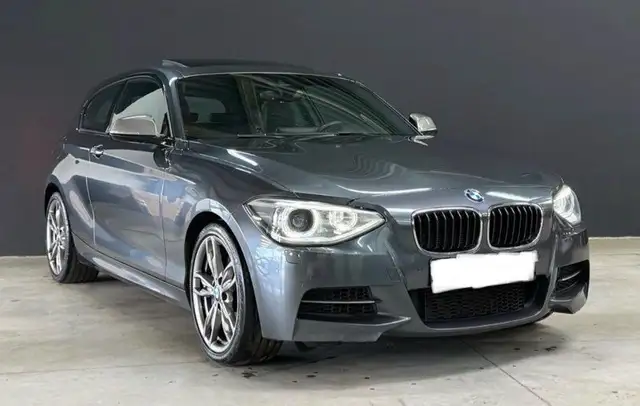 BMW 135 F21 M135i 3.0 N55 BVM Propulsion toit ouvrant H&K Sièges à mémoire Suivi