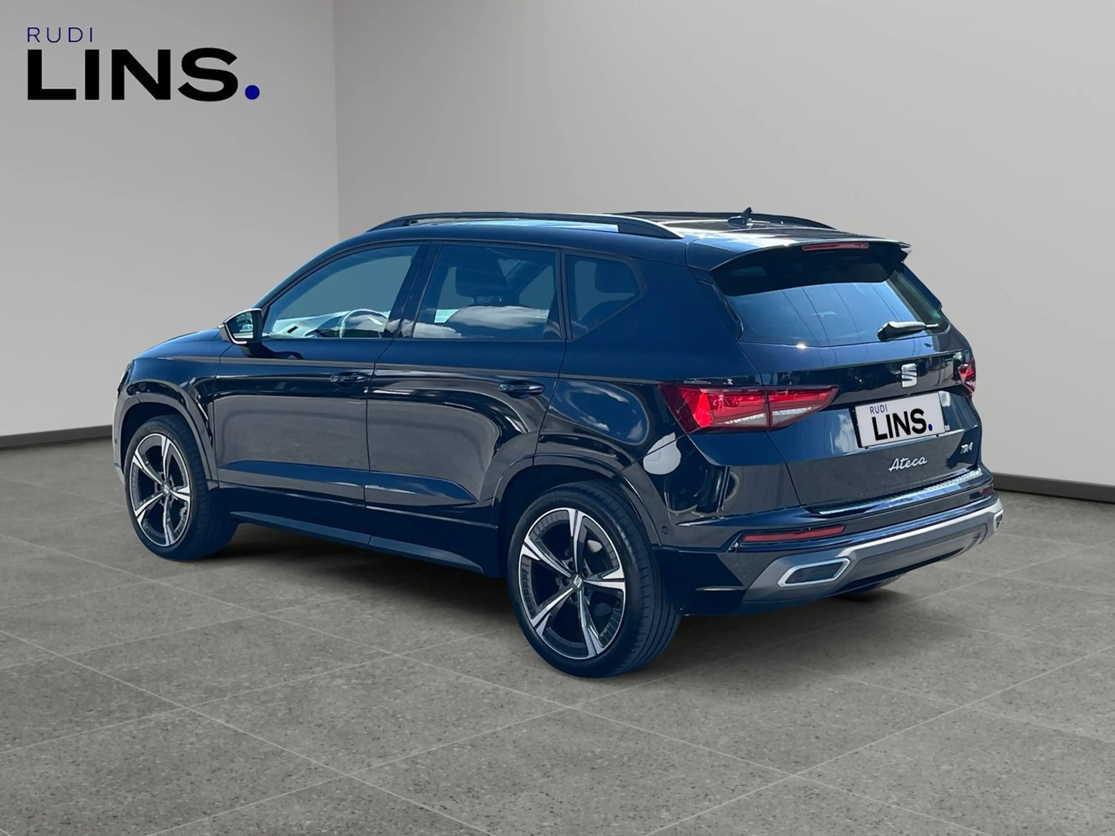 SEAT Ateca FR 2.0 TSI DSG 4Drive — photo 3