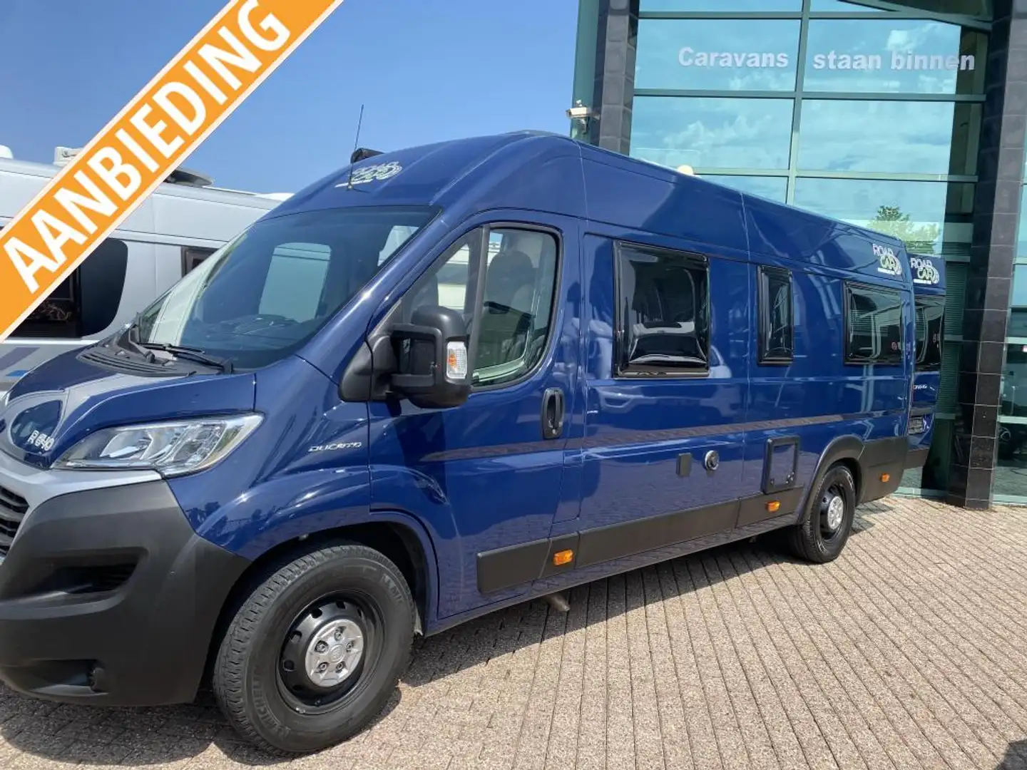 Roadcar R 640 640 Enkele bedden zonnepaneel Blauw - 1
