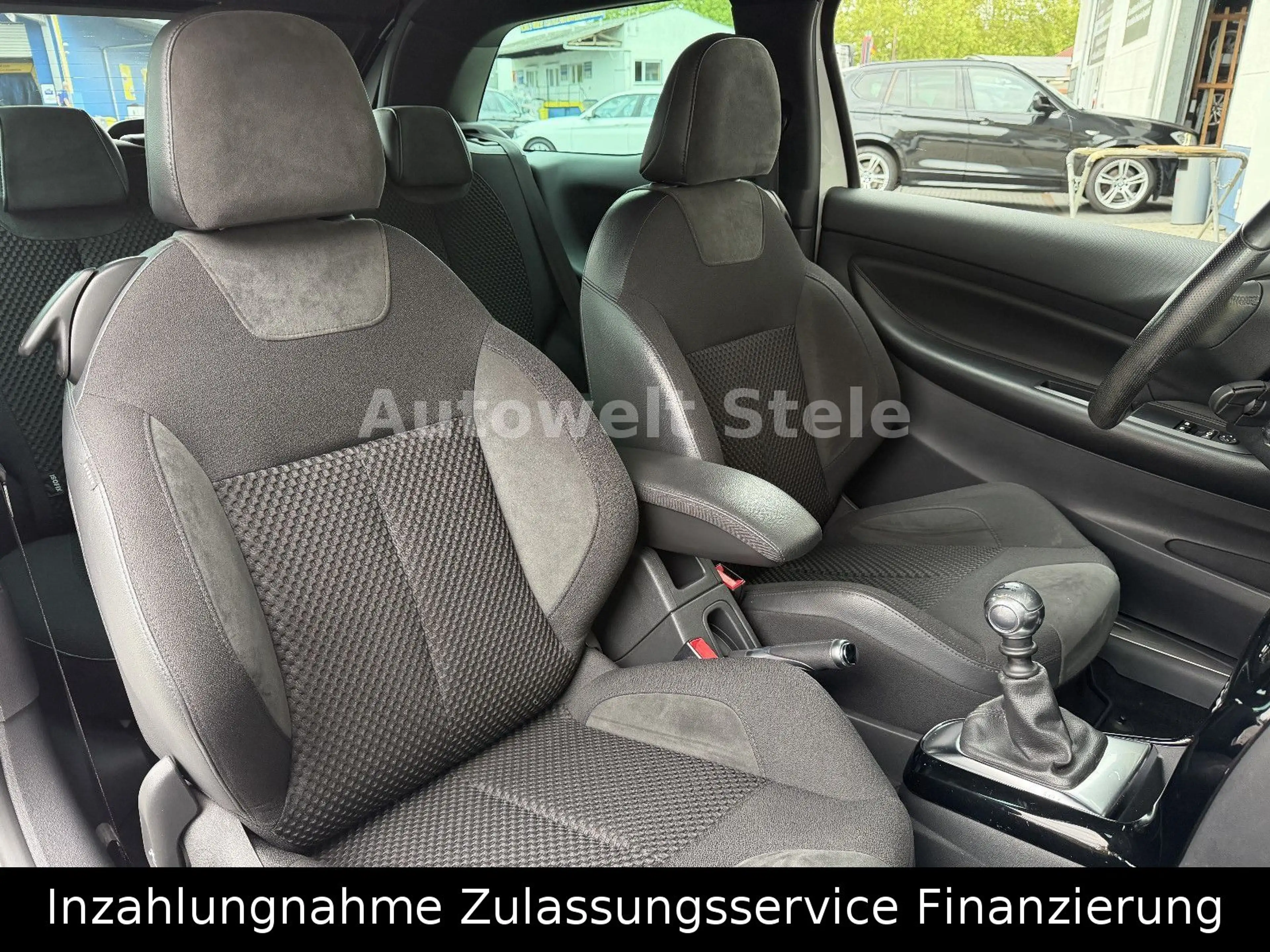 Citroen DS3 Cabrio SportChic Klima Tempomat Alu — photo 10