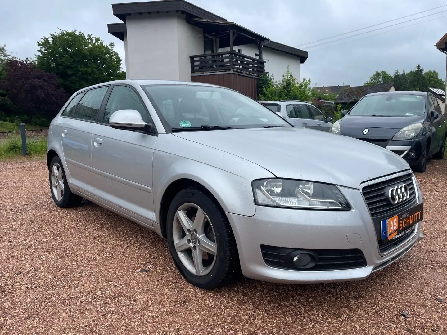 Audi A3 Sportback 1.4 TFSI Attraction TÜV 11.2026 Silber - 2