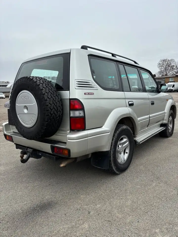 Toyota Land Cruiser 50 Anniversary 3.0 D-4D, foto 5