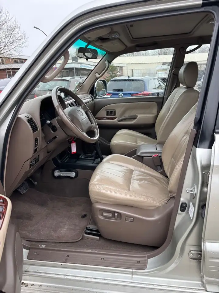 Toyota Land Cruiser 50 Anniversary 3.0 D-4D, foto 12