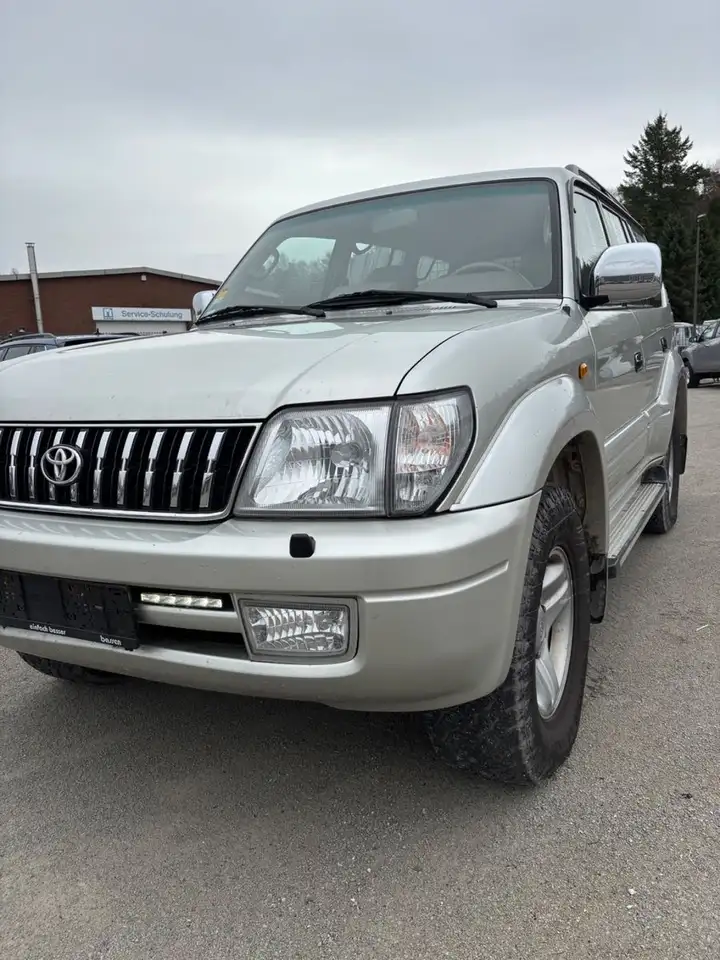 Toyota Land Cruiser 50 Anniversary 3.0 D-4D, foto 8