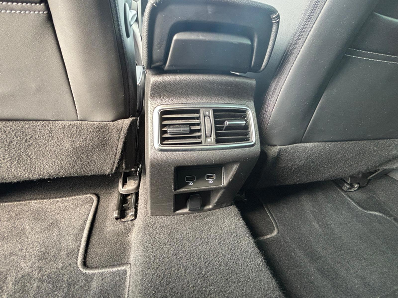 Renault Megane Estate 1.3 TCe Intens — photo 25