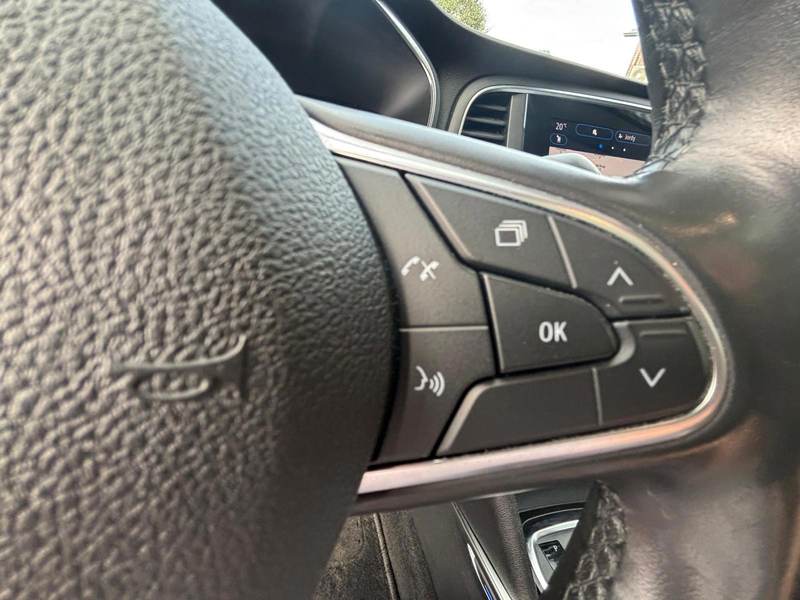 Renault Megane Estate 1.3 TCe Intens — photo 11