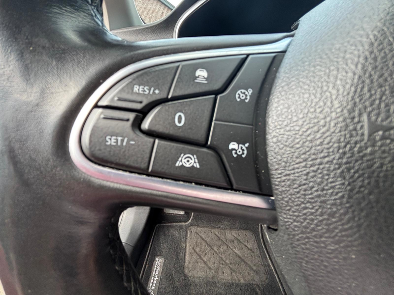 Renault Megane Estate 1.3 TCe Intens — photo 10