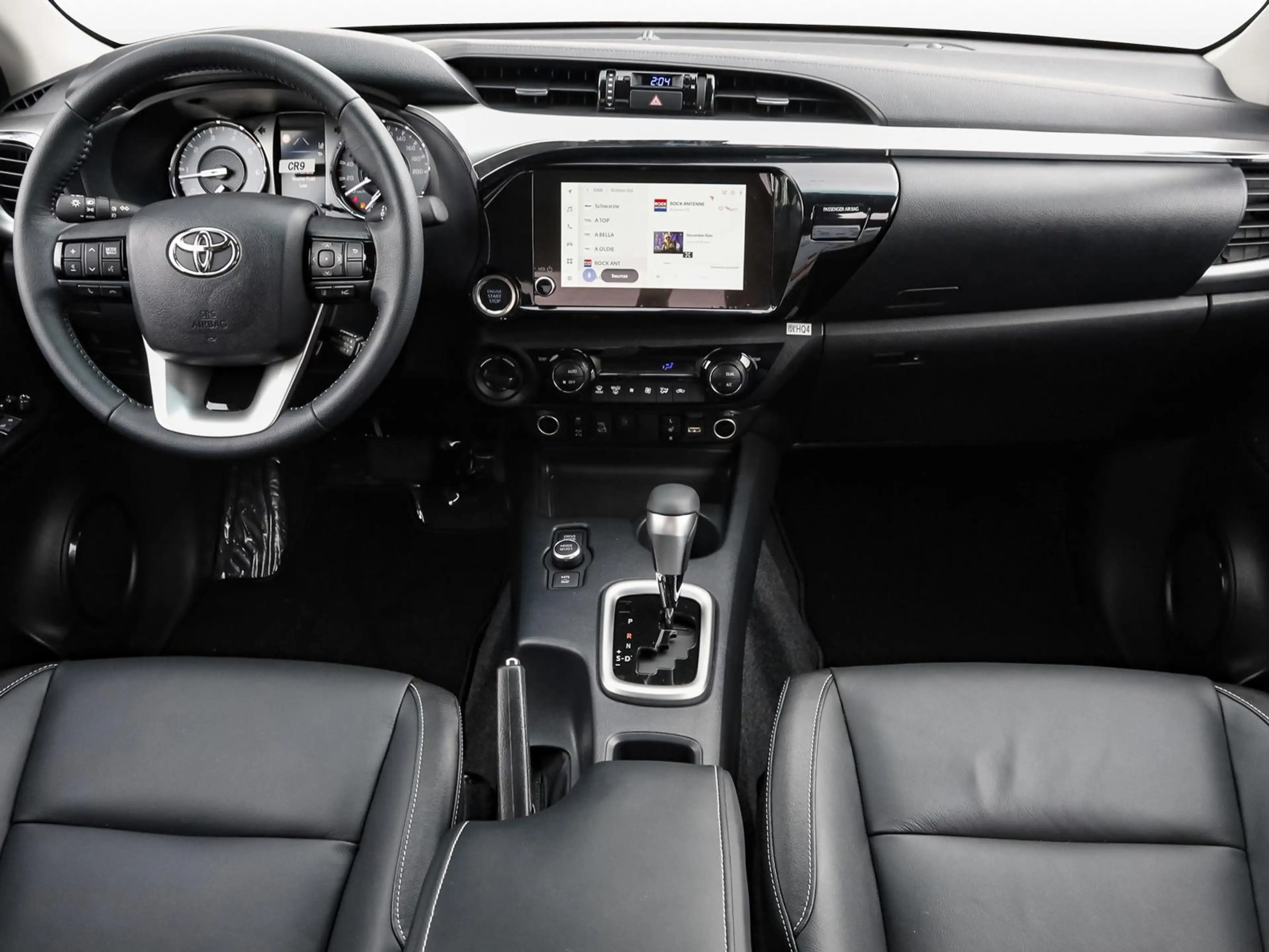 Toyota Hilux 2.8 D-4D Double Cab Executive 4x4 NAVI SHZ ALU KLIMA BT ANDROID APPLE — photo 8