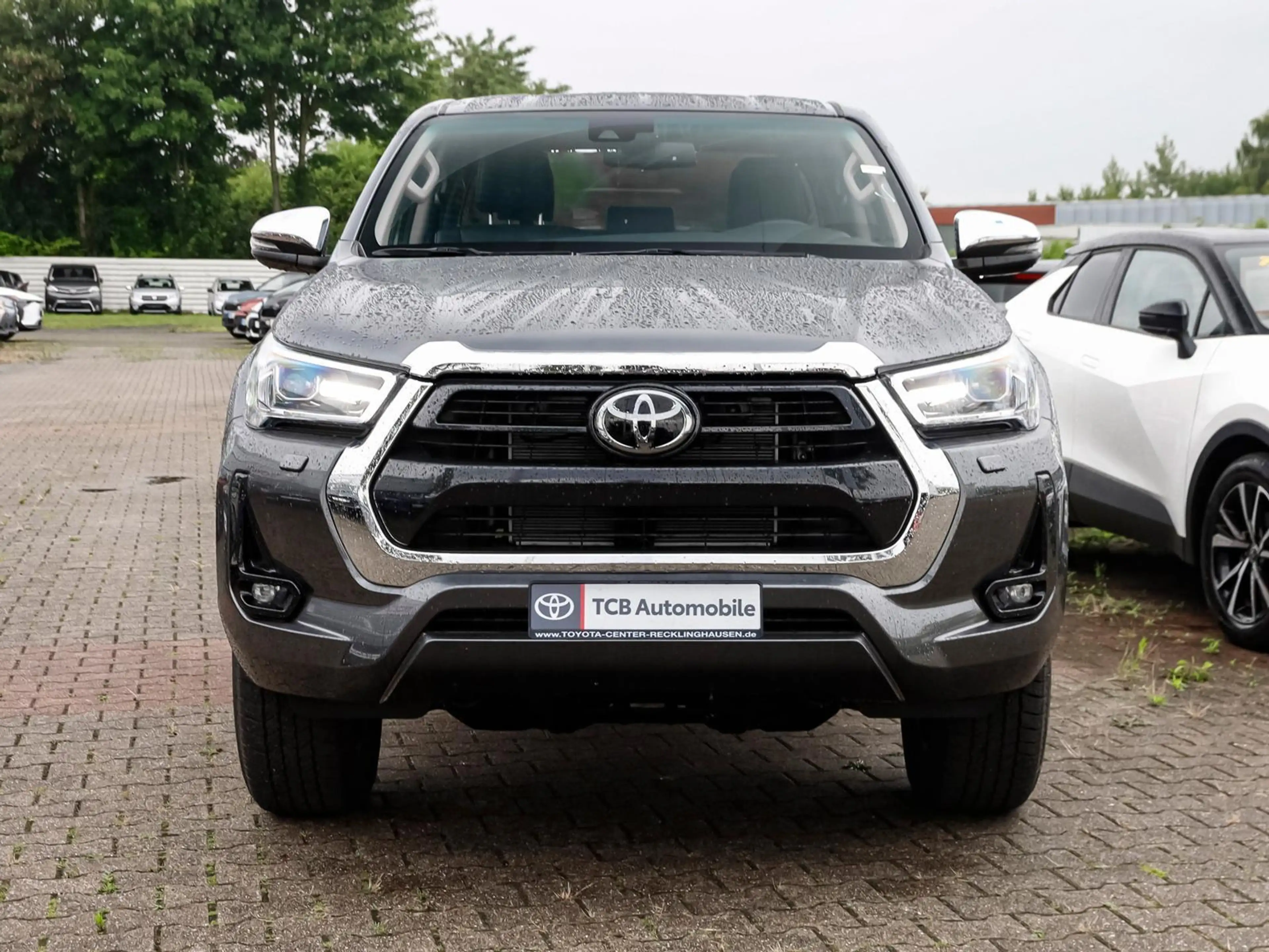 Toyota Hilux 2.8 D-4D Double Cab Executive 4x4 NAVI SHZ ALU KLIMA BT ANDROID APPLE — photo 5