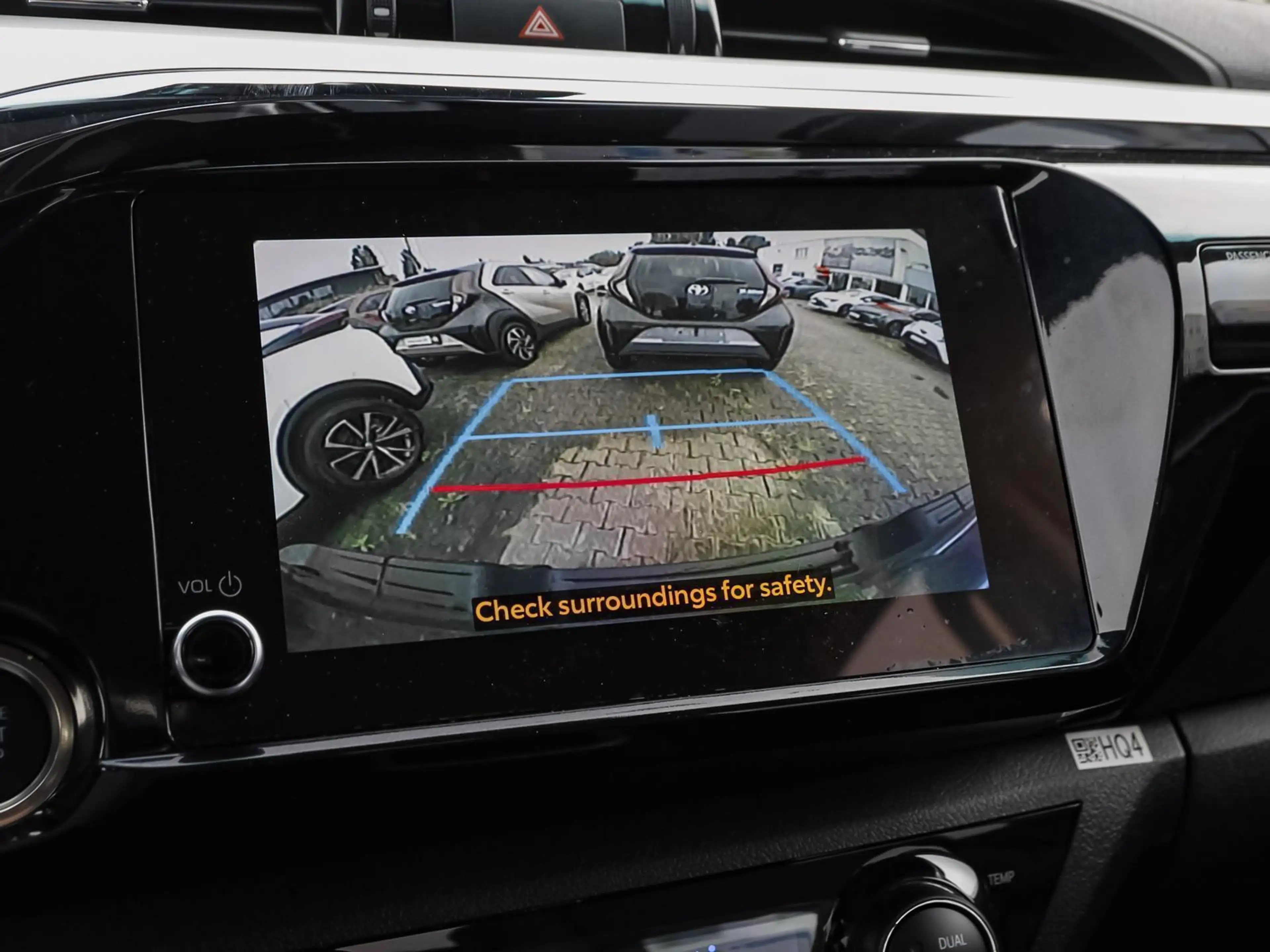 Toyota Hilux 2.8 D-4D Double Cab Executive 4x4 NAVI SHZ ALU KLIMA BT ANDROID APPLE — photo 15