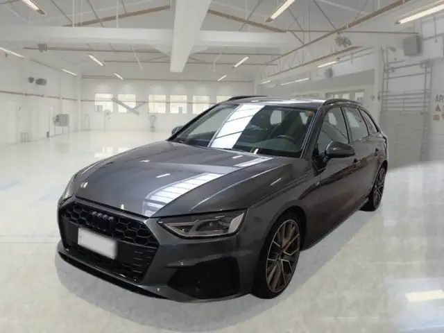 Audi A4 A4 Avant 2.0 40 Tdi   204 cv  s-tronic S.LINE ED.