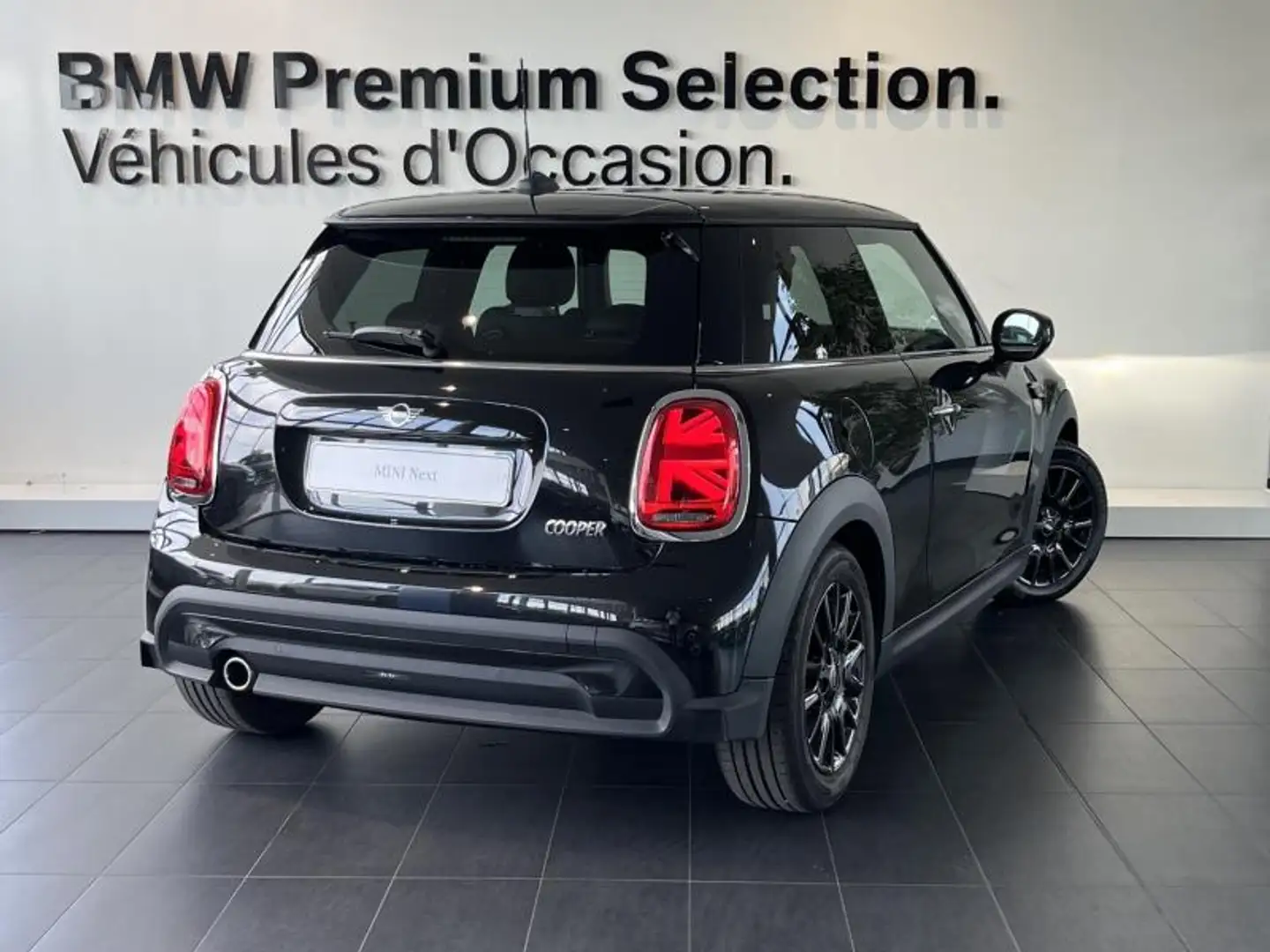 MINI Cooper E Cooper 136ch  Edition Camden BVA7 Siyah - 2