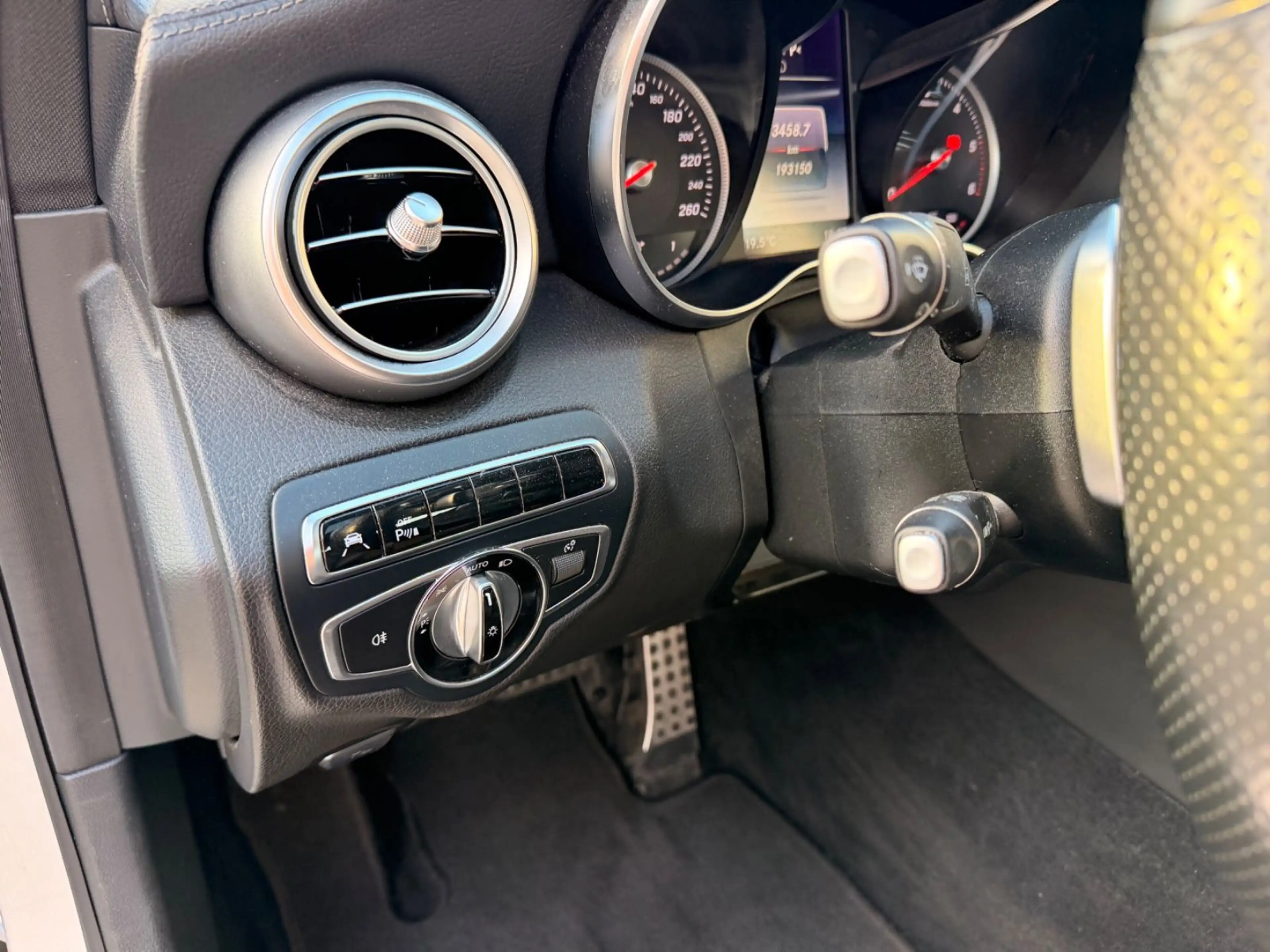 Mercedes-Benz C 220 D BlueTec*TEMPO*KEYLESS*AMG PAKET*PANO — photo 13