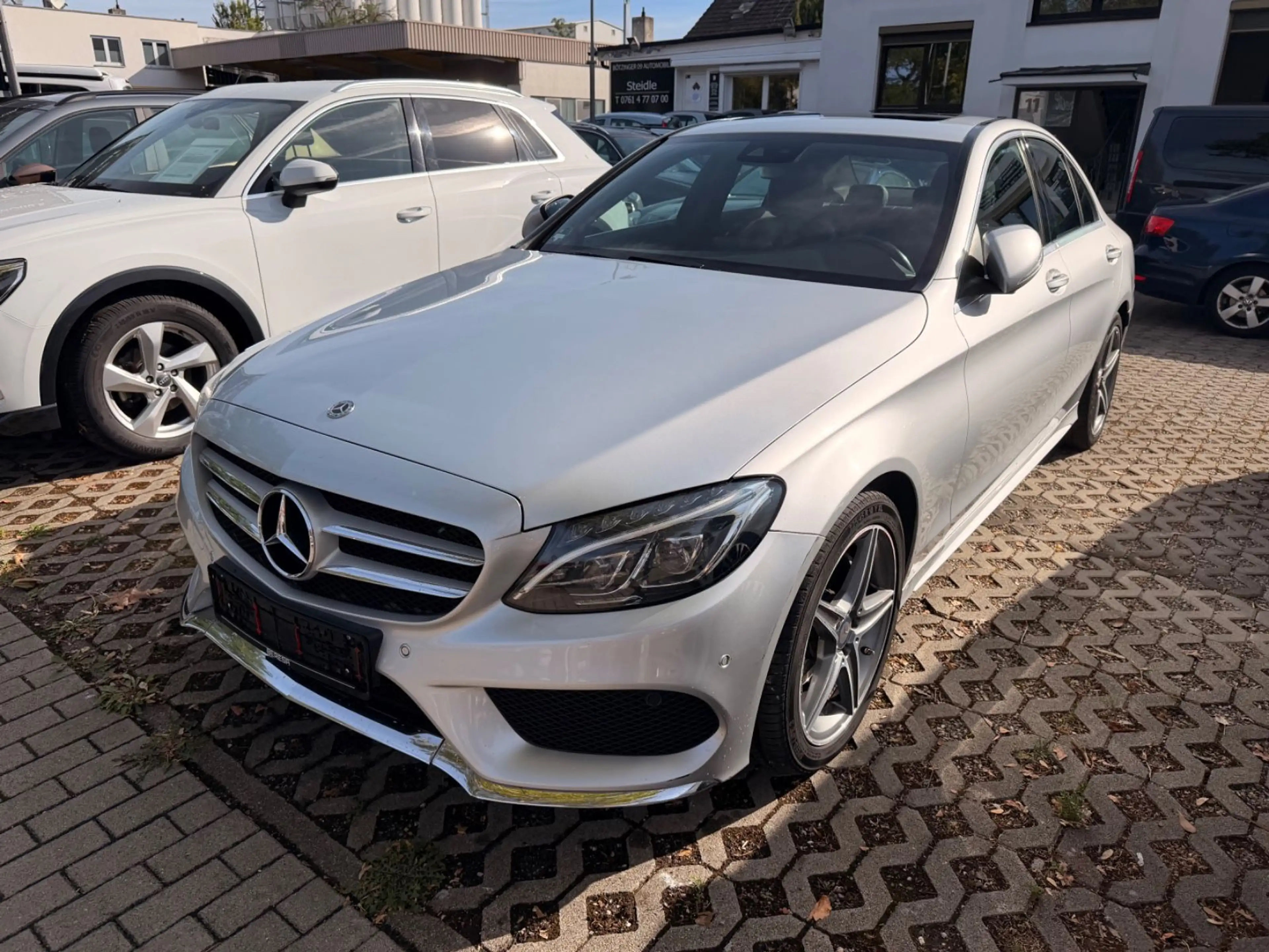 Mercedes-Benz C 220 D BlueTec*TEMPO*KEYLESS*AMG PAKET*PANO