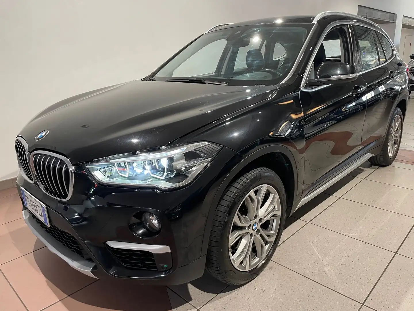 BMW X1 X1 sDrive18d - 1